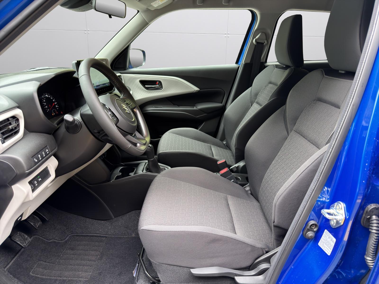 SUZUKI Swift 1.2 Sakura Hybrid 4x4-image-7