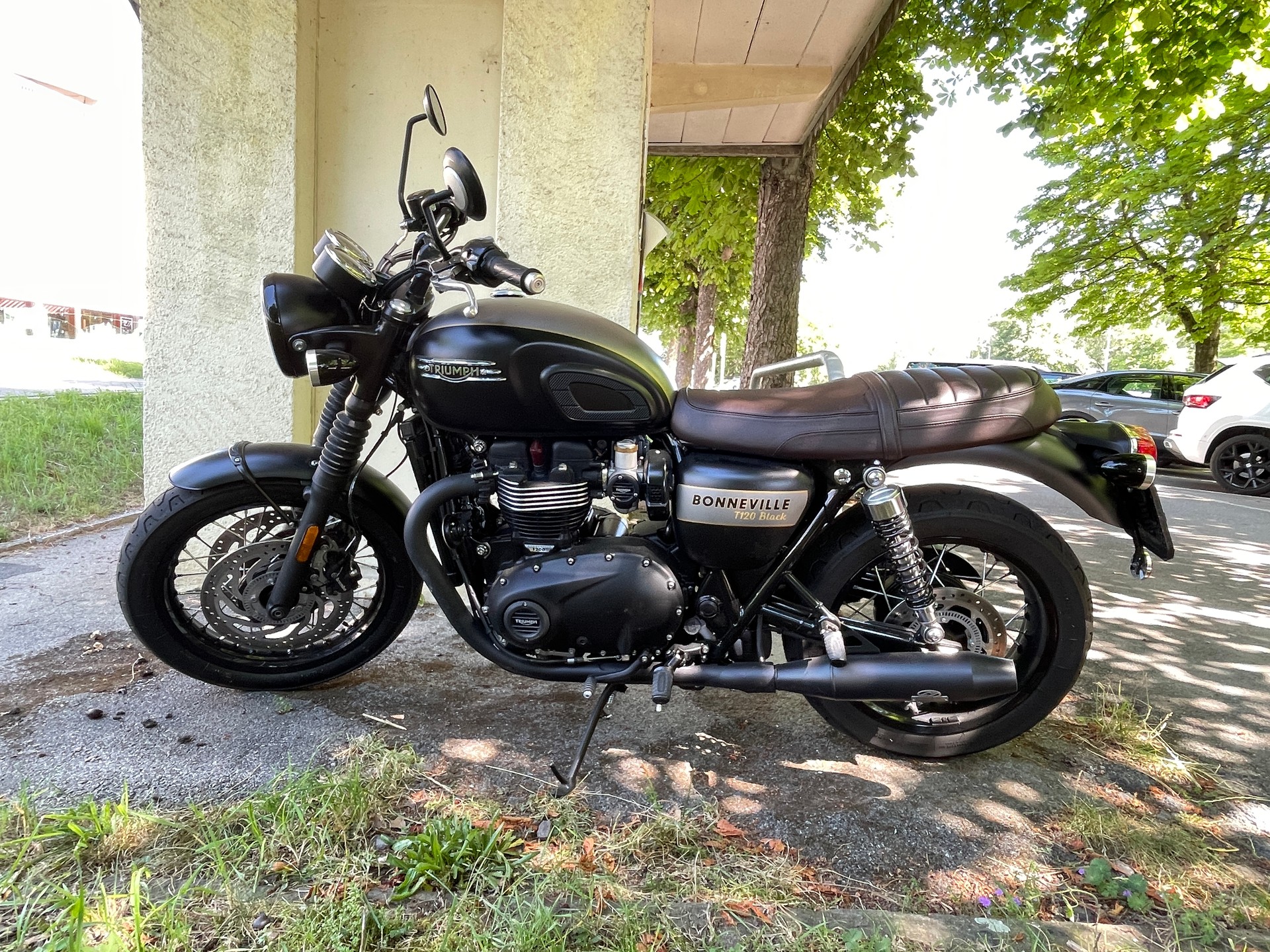 TRIUMPH Bonneville T120 Special Edition-image-0