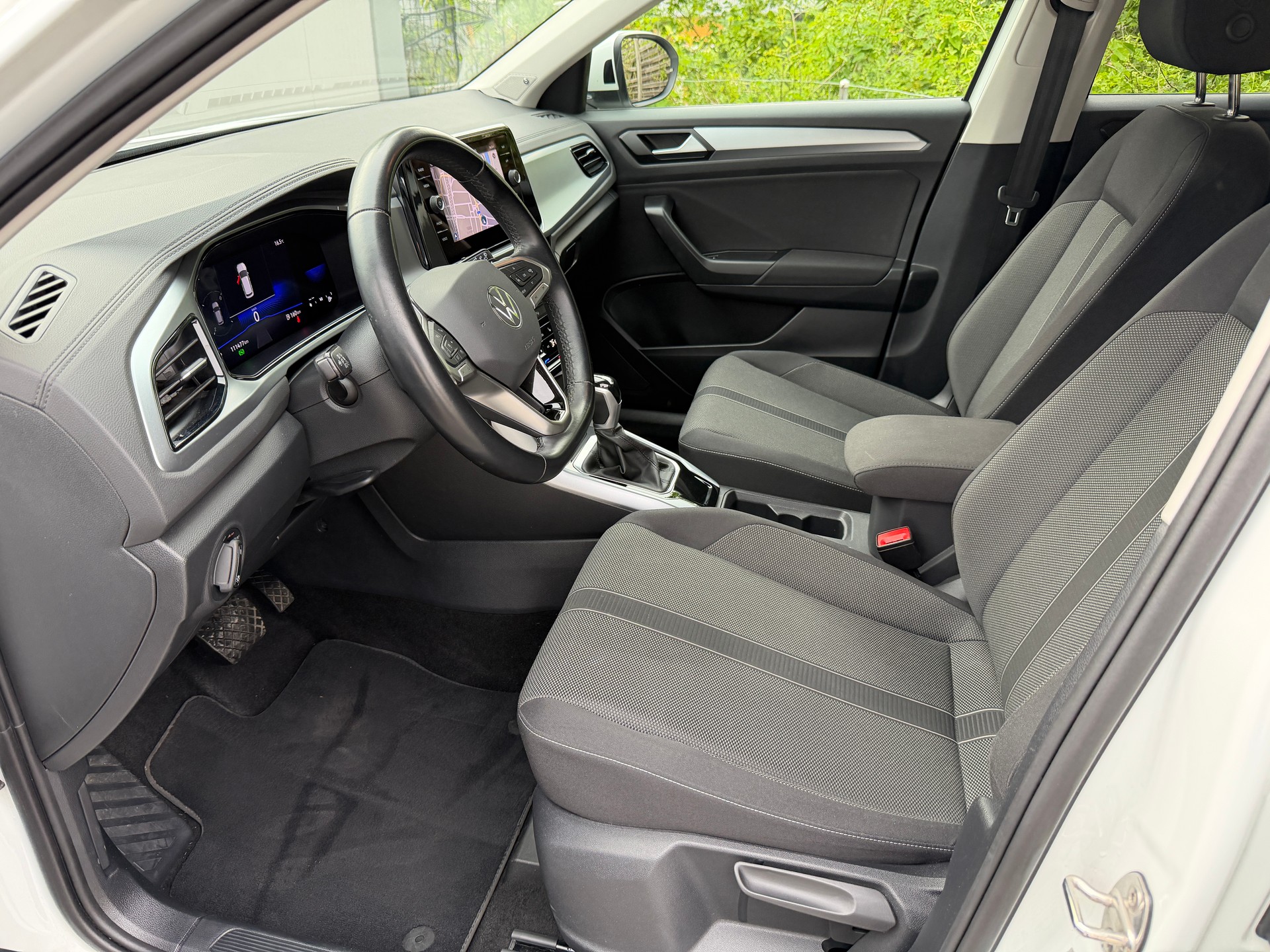 VW T-Roc 1.5 TSI EVO Life DSG-image-15