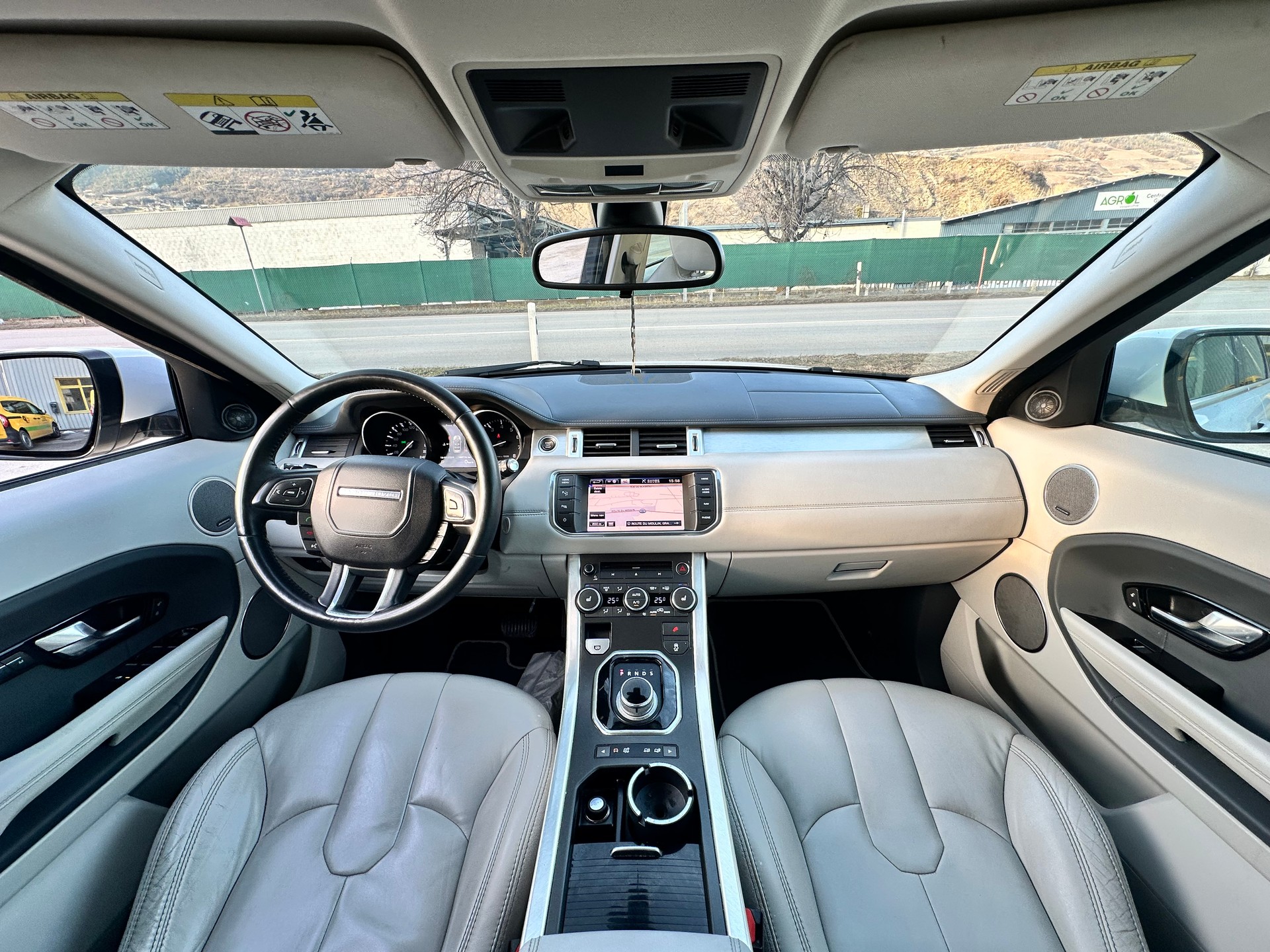 LAND ROVER Range Rover Evoque 2.0 Si4 Prestige AT6-image-10