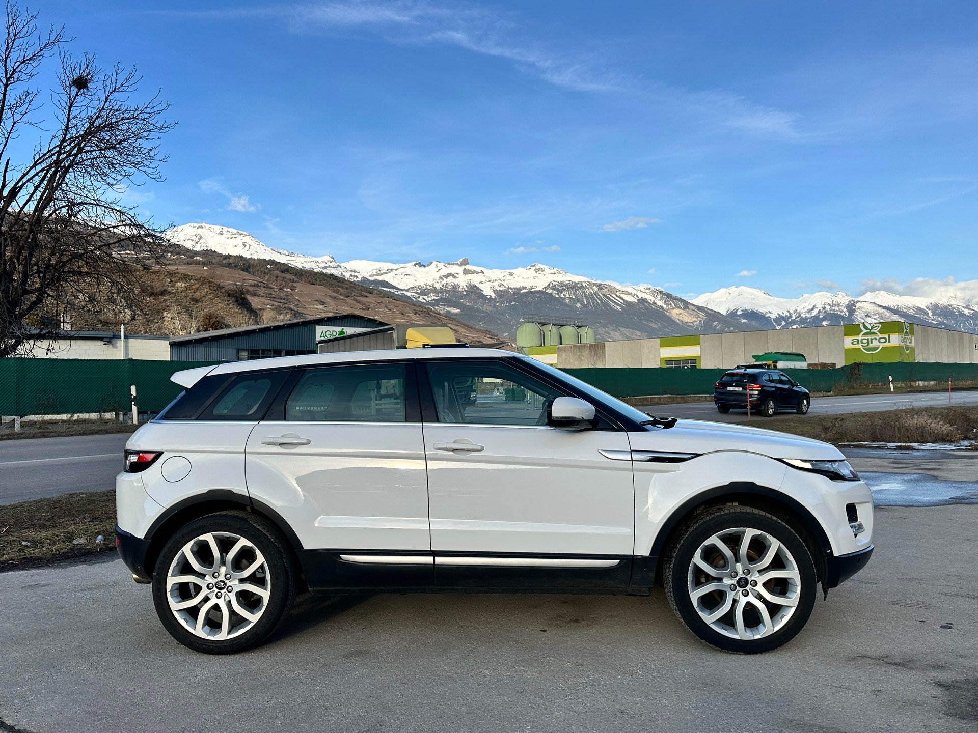 LAND ROVER Range Rover Evoque 2.0 Si4 Prestige AT6-image-5
