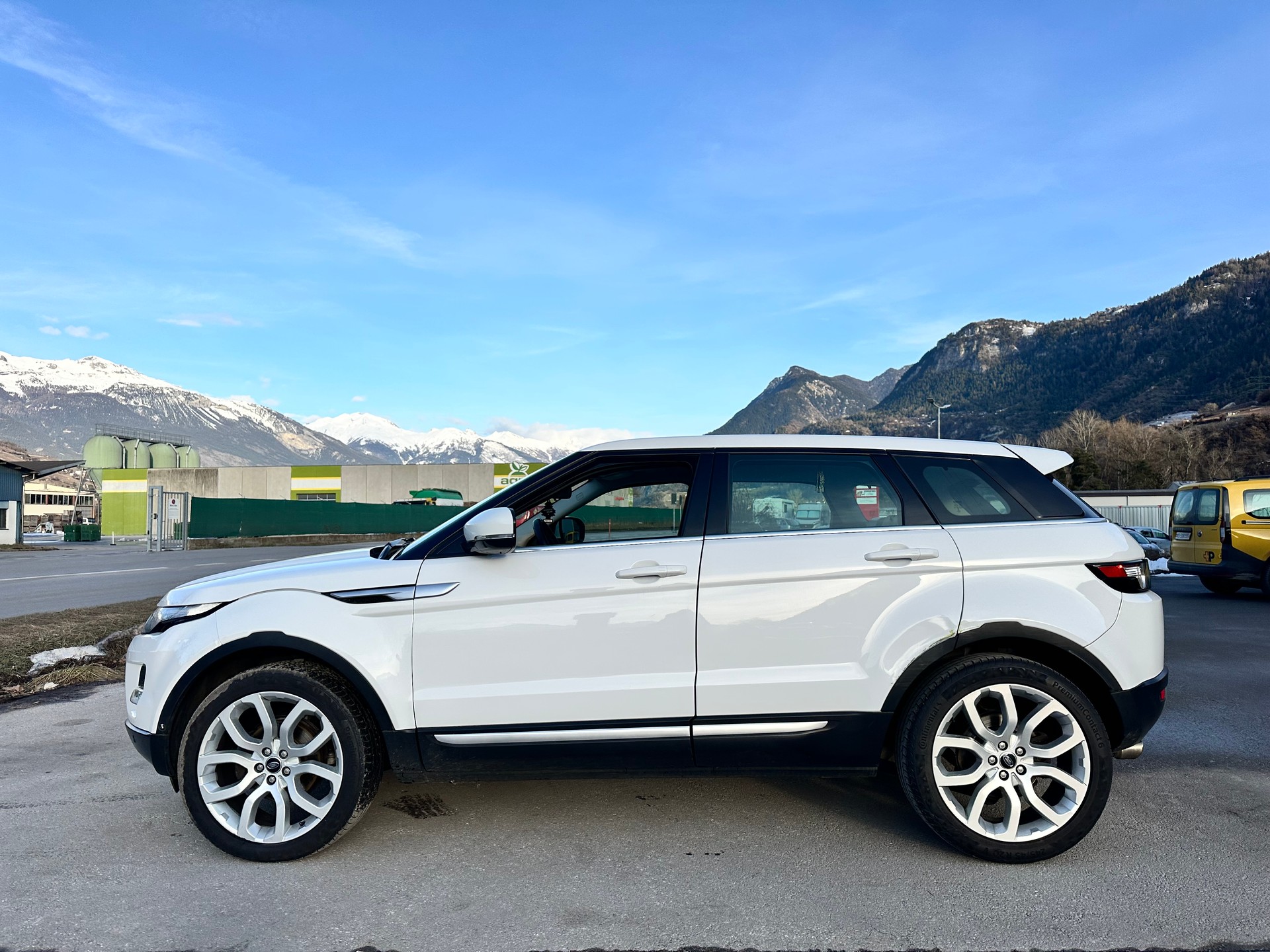 LAND ROVER Range Rover Evoque 2.0 Si4 Prestige AT6-image-6