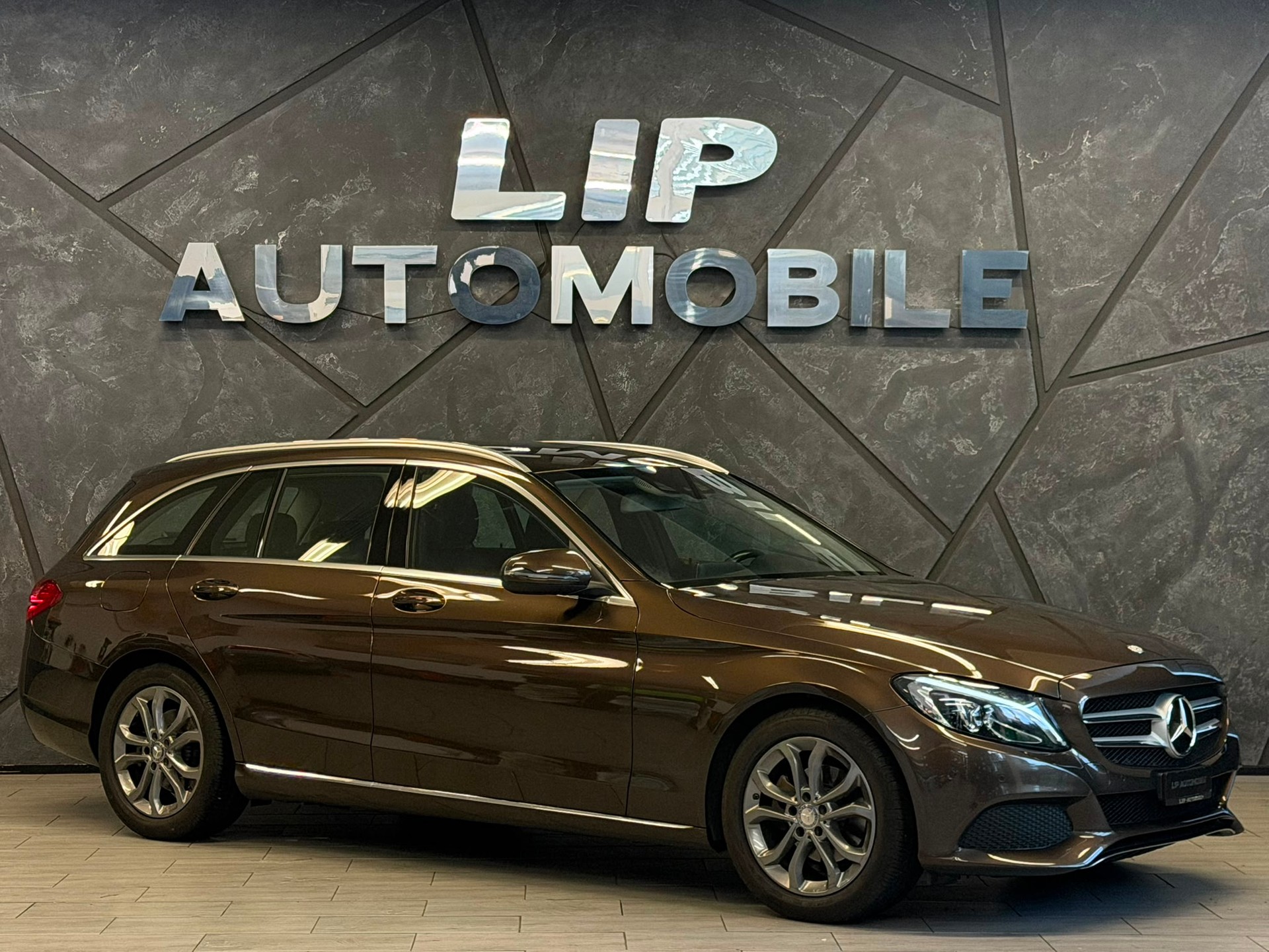 MERCEDES-BENZ C 180 Avantgarde 7G-Tronic-showroom-element-2