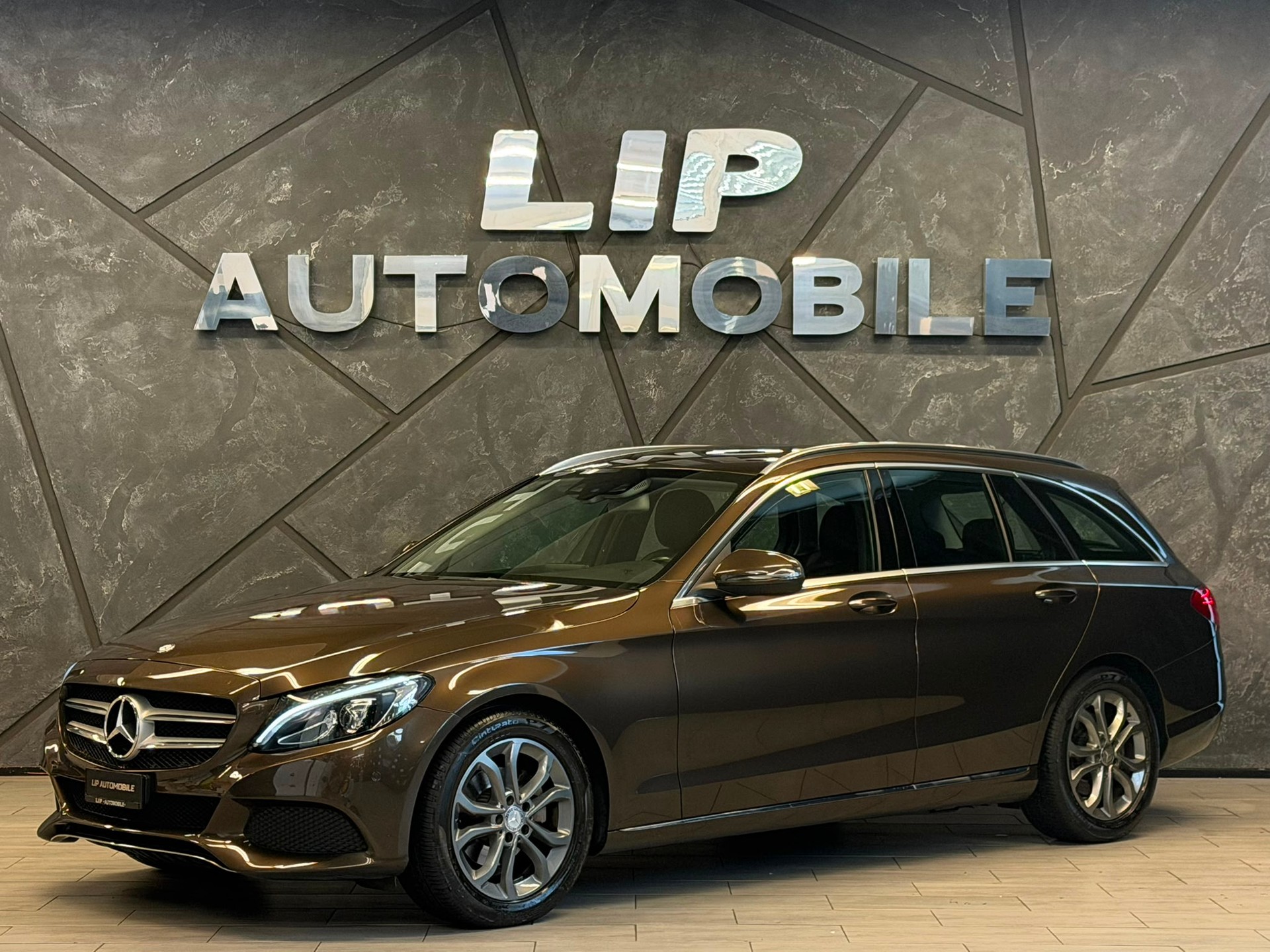 MERCEDES-BENZ C 180 Avantgarde 7G-Tronic