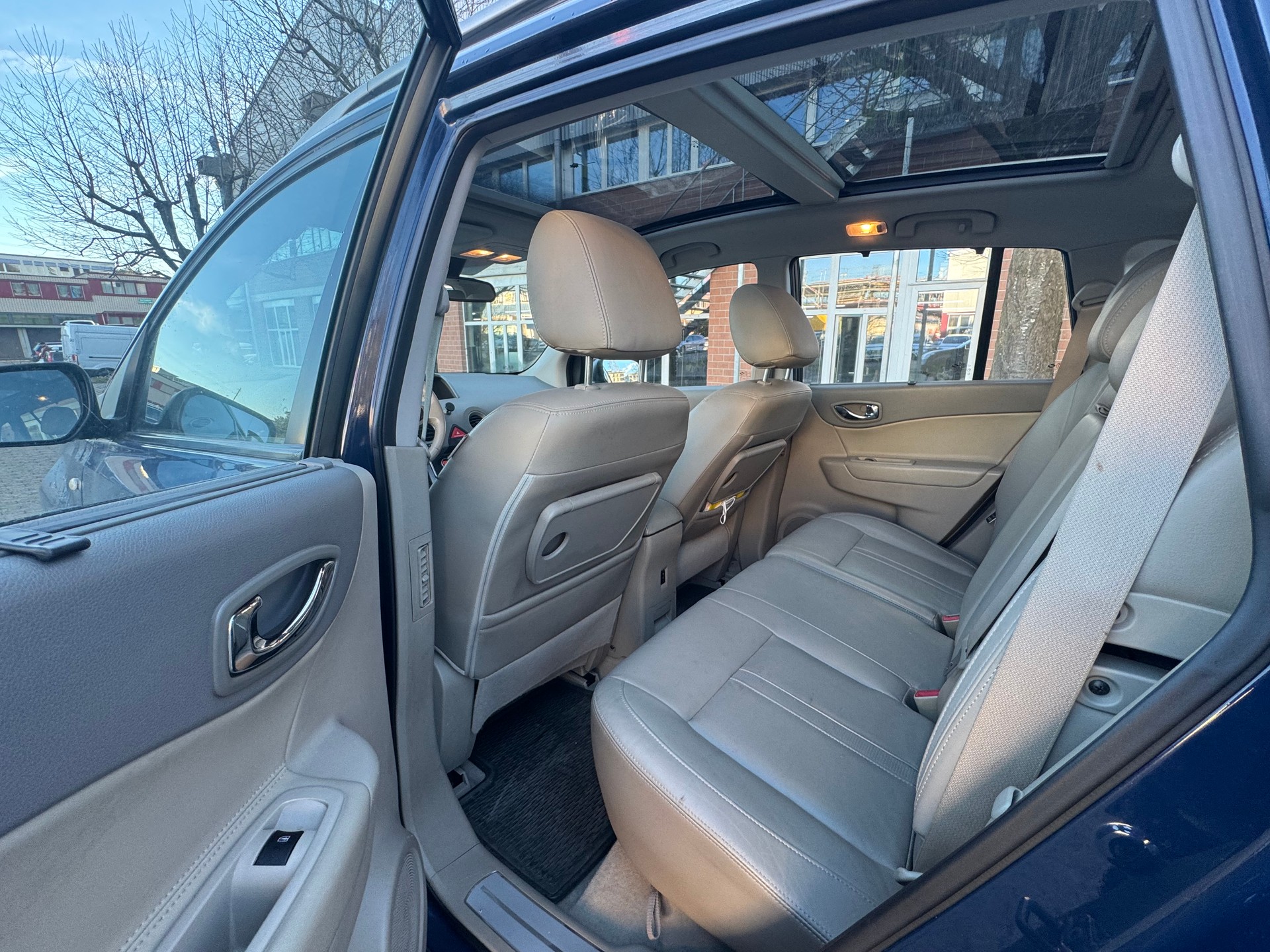 RENAULT Koleos 2.0 dCi Dynamique 4x4 Automatic-image-7
