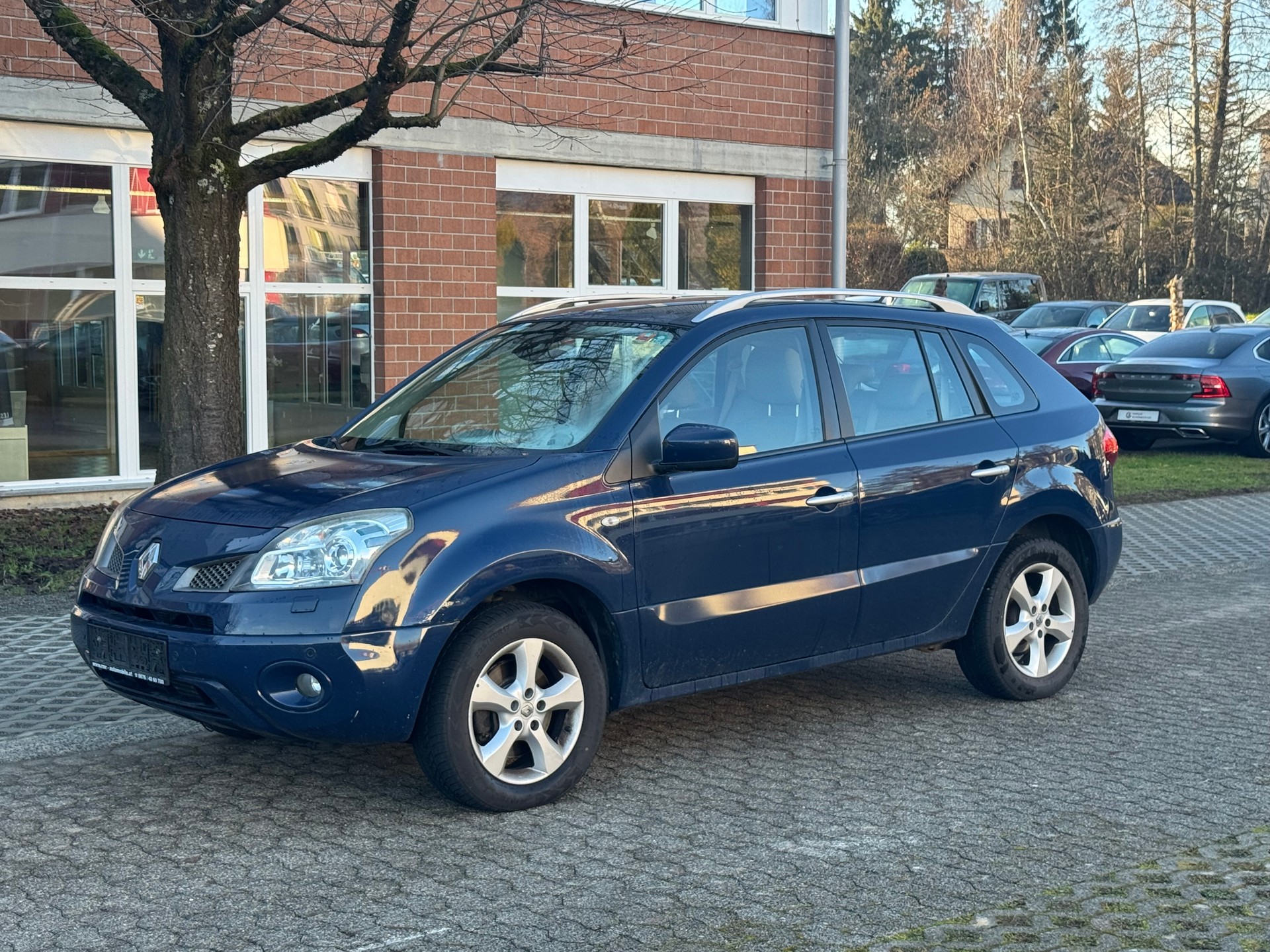RENAULT Koleos 2.0 dCi Dynamique 4x4 Automatic-image-1