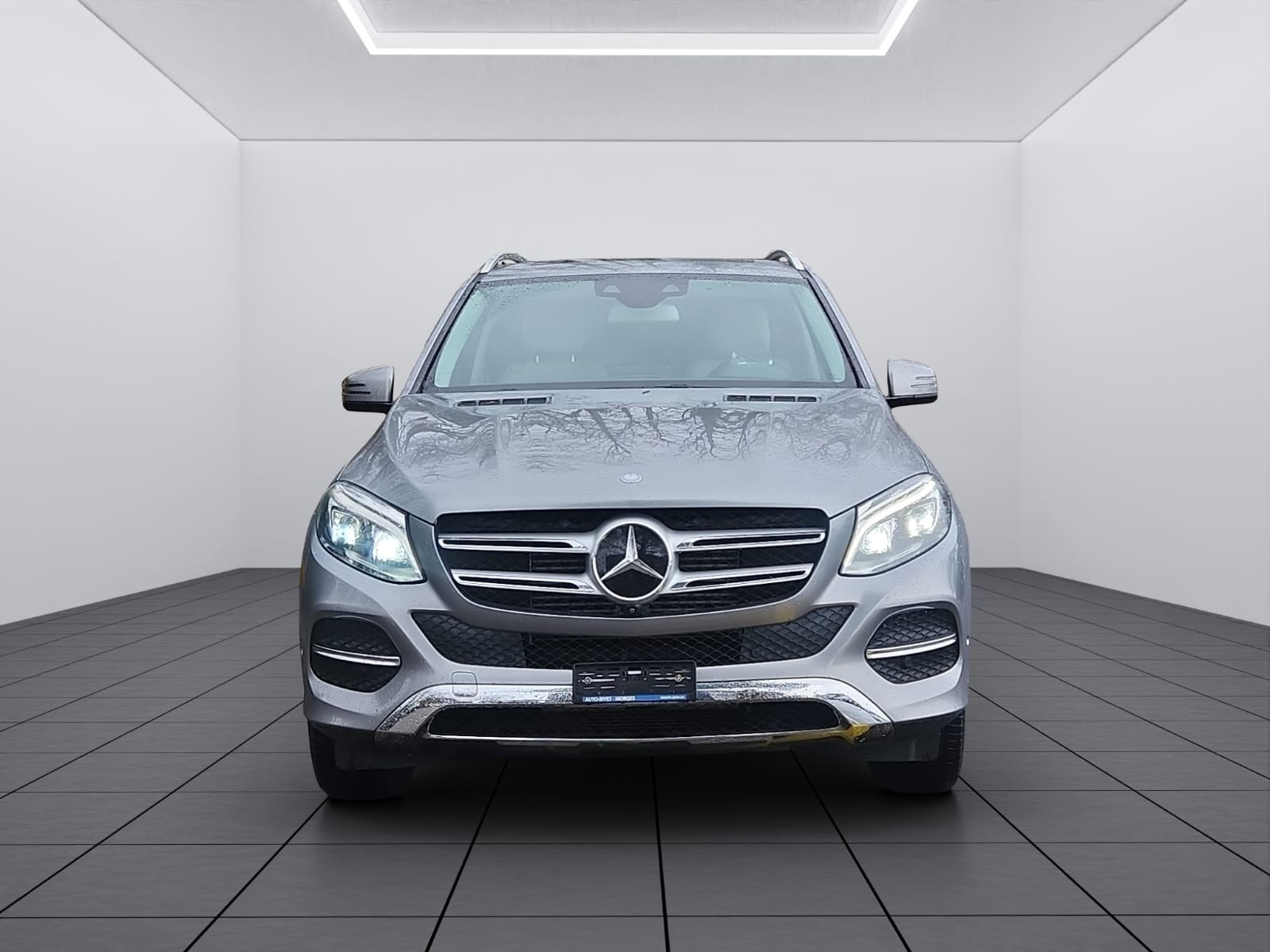 MERCEDES-BENZ GLE 350 d 4Matic 9G-Tronic-showroom-element-1