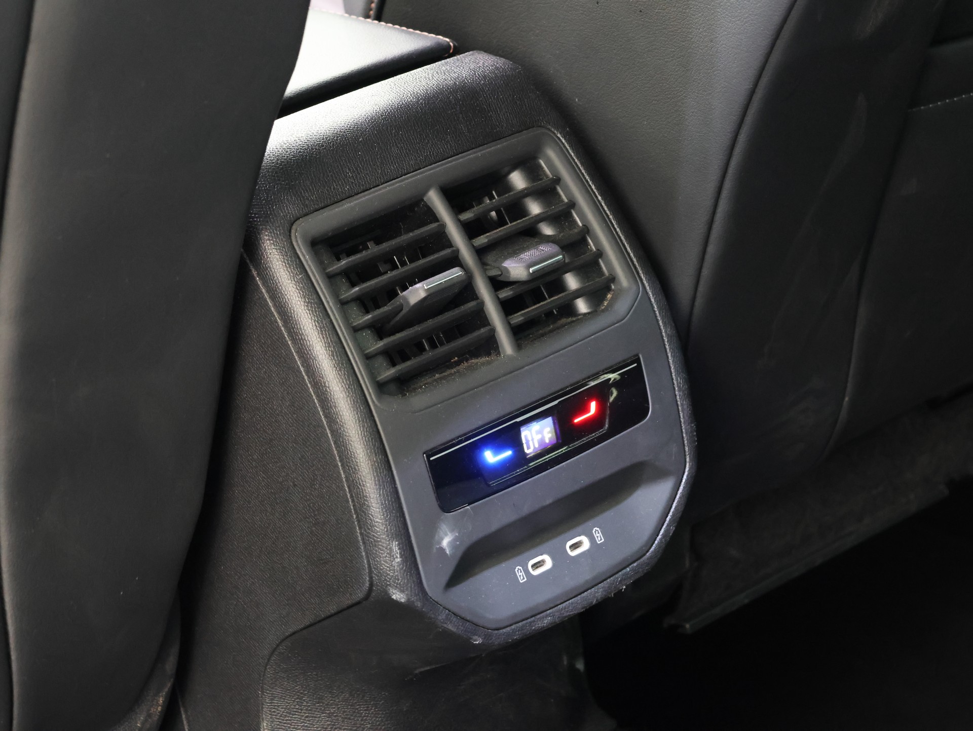 CUPRA CUPRA Formentor 1.5 TSI DSG *Sitzheizung* *Panorama* *Carplay*-image-31