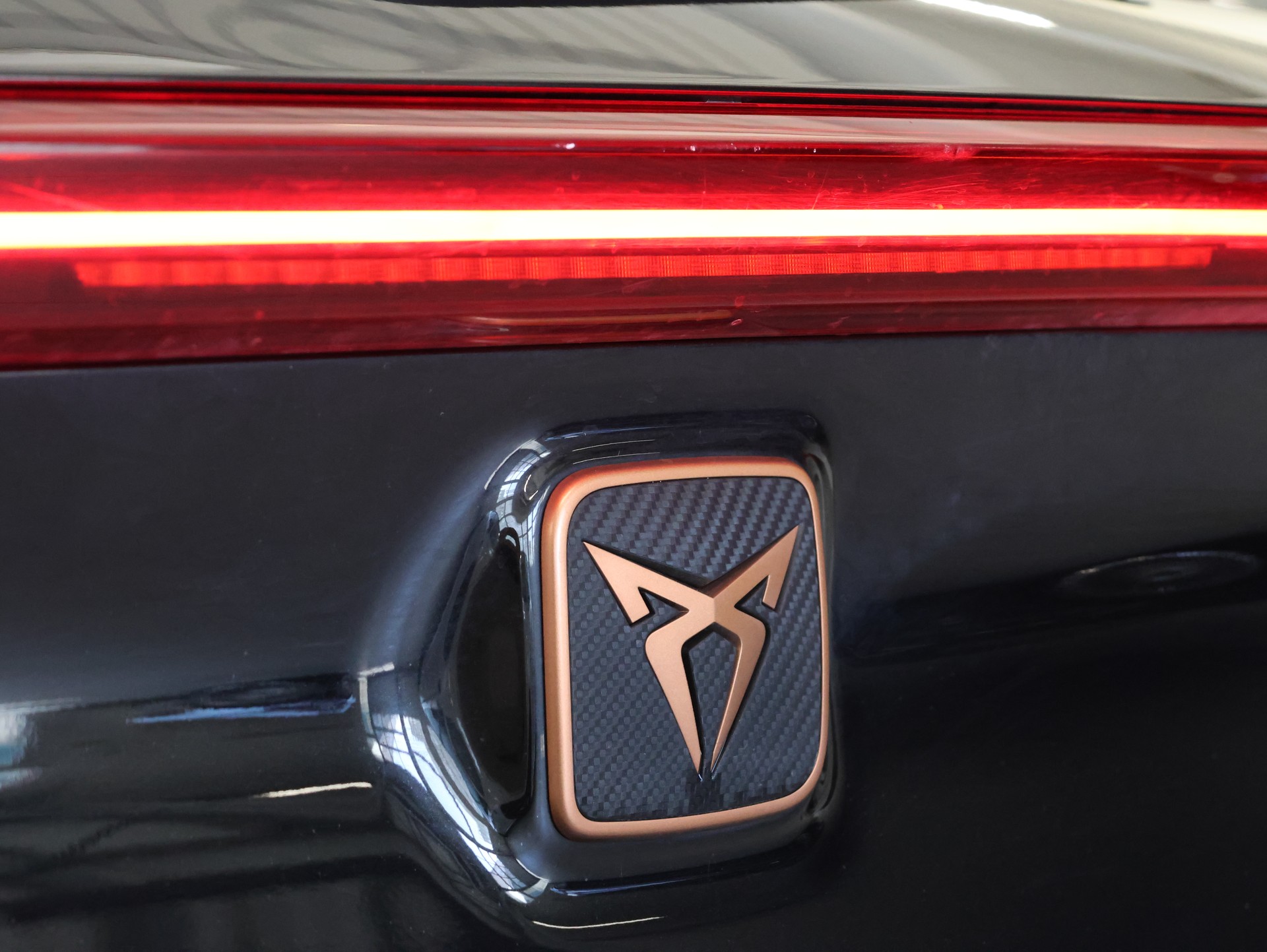 CUPRA CUPRA Formentor 1.5 TSI DSG *Sitzheizung* *Panorama* *Carplay*-image-12