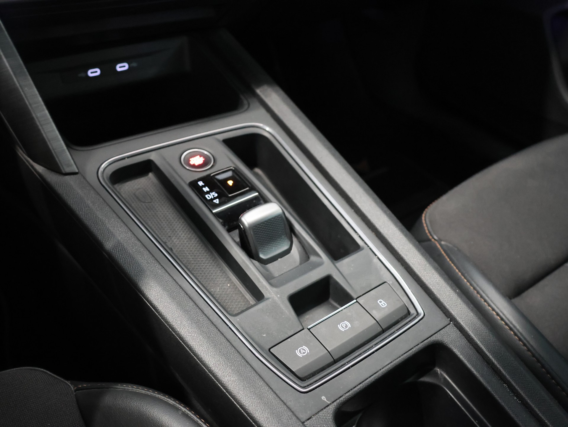 CUPRA CUPRA Formentor 1.5 TSI DSG *Sitzheizung* *Panorama* *Carplay*-image-25