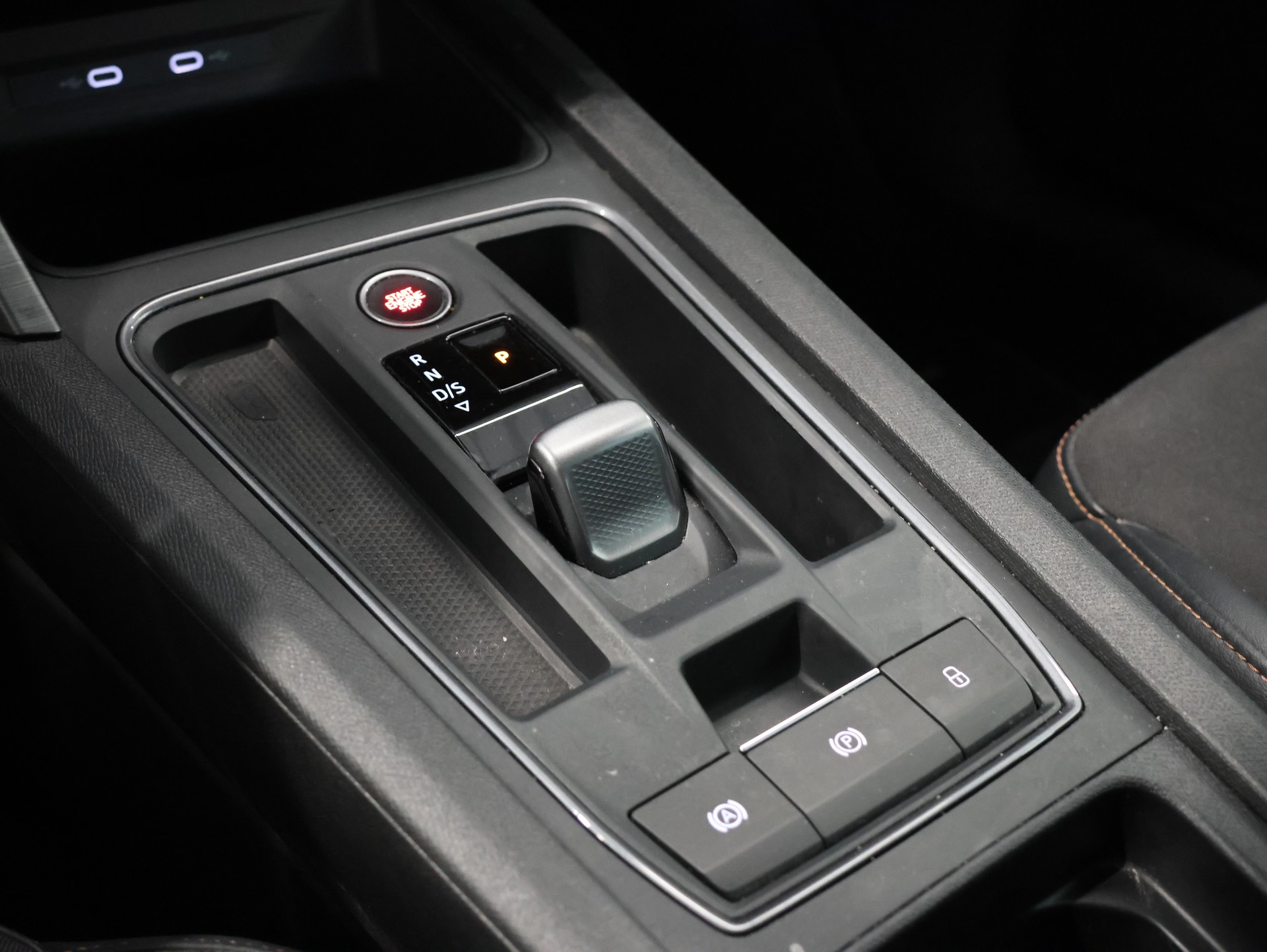 CUPRA CUPRA Formentor 1.5 TSI DSG *Sitzheizung* *Panorama* *Carplay*-image-26