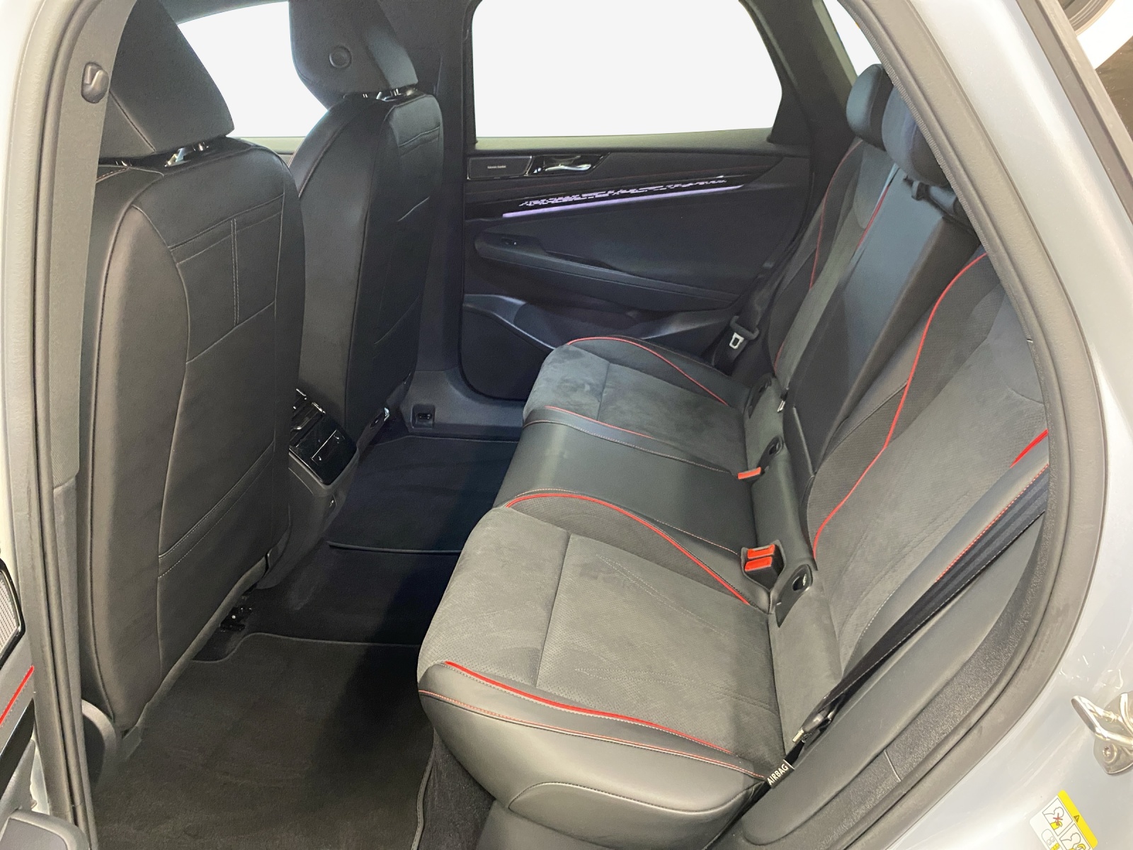 VW ID.7 Tourer GTX 86 kWh GTX United 4 Motion-image-11