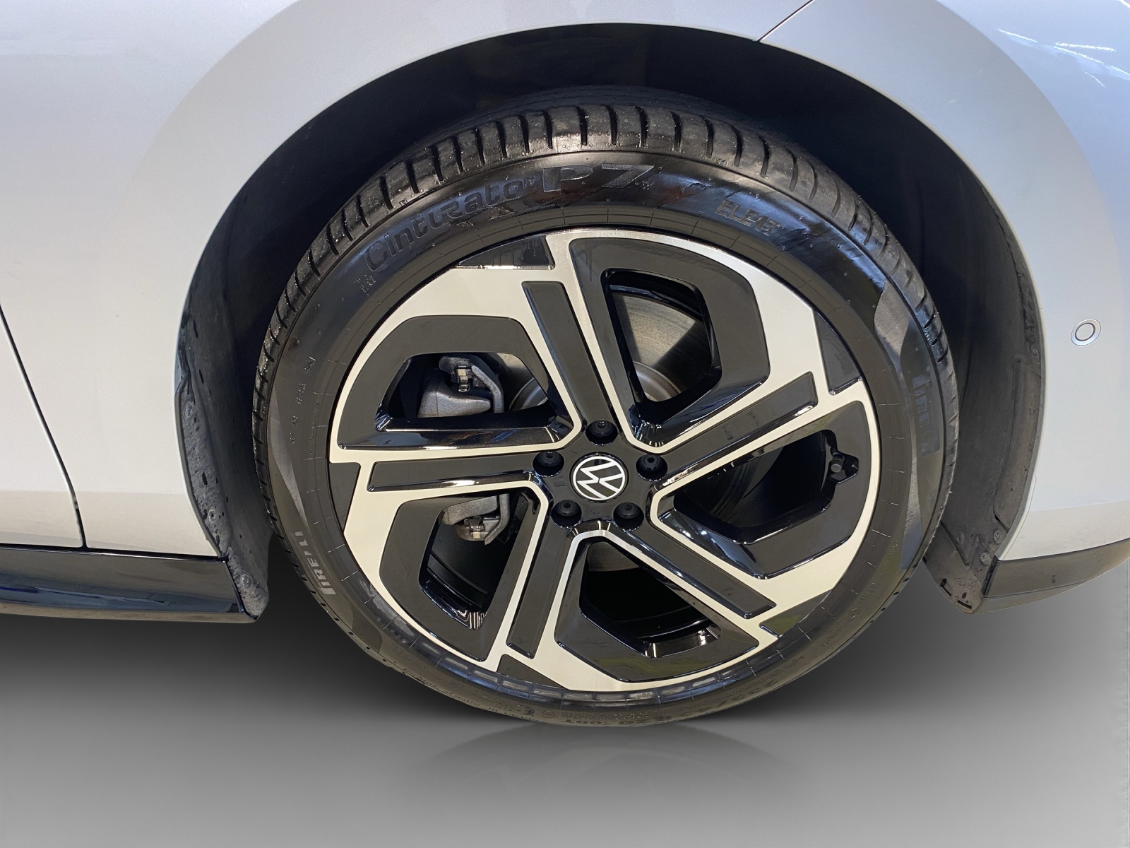 VW ID.7 Tourer GTX 86 kWh GTX United 4 Motion-image-14