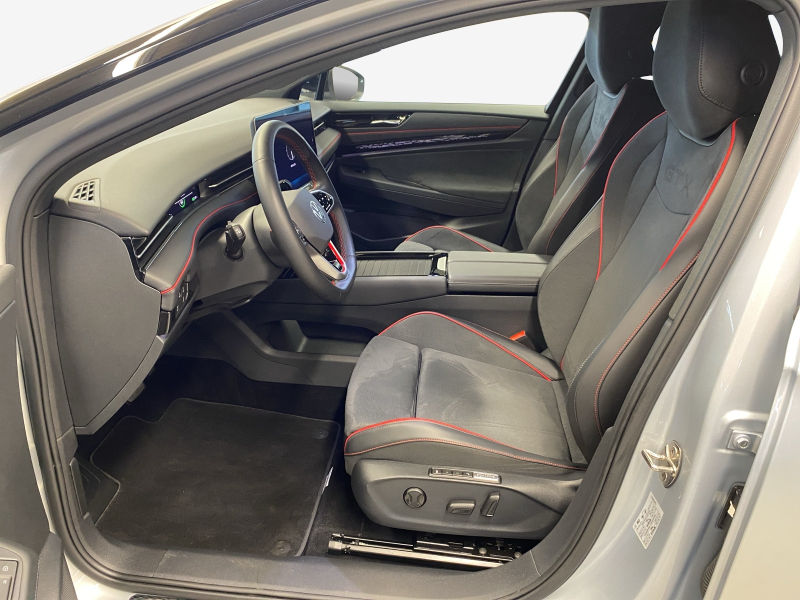 VW ID.7 Tourer GTX 86 kWh GTX United 4 Motion-image-7