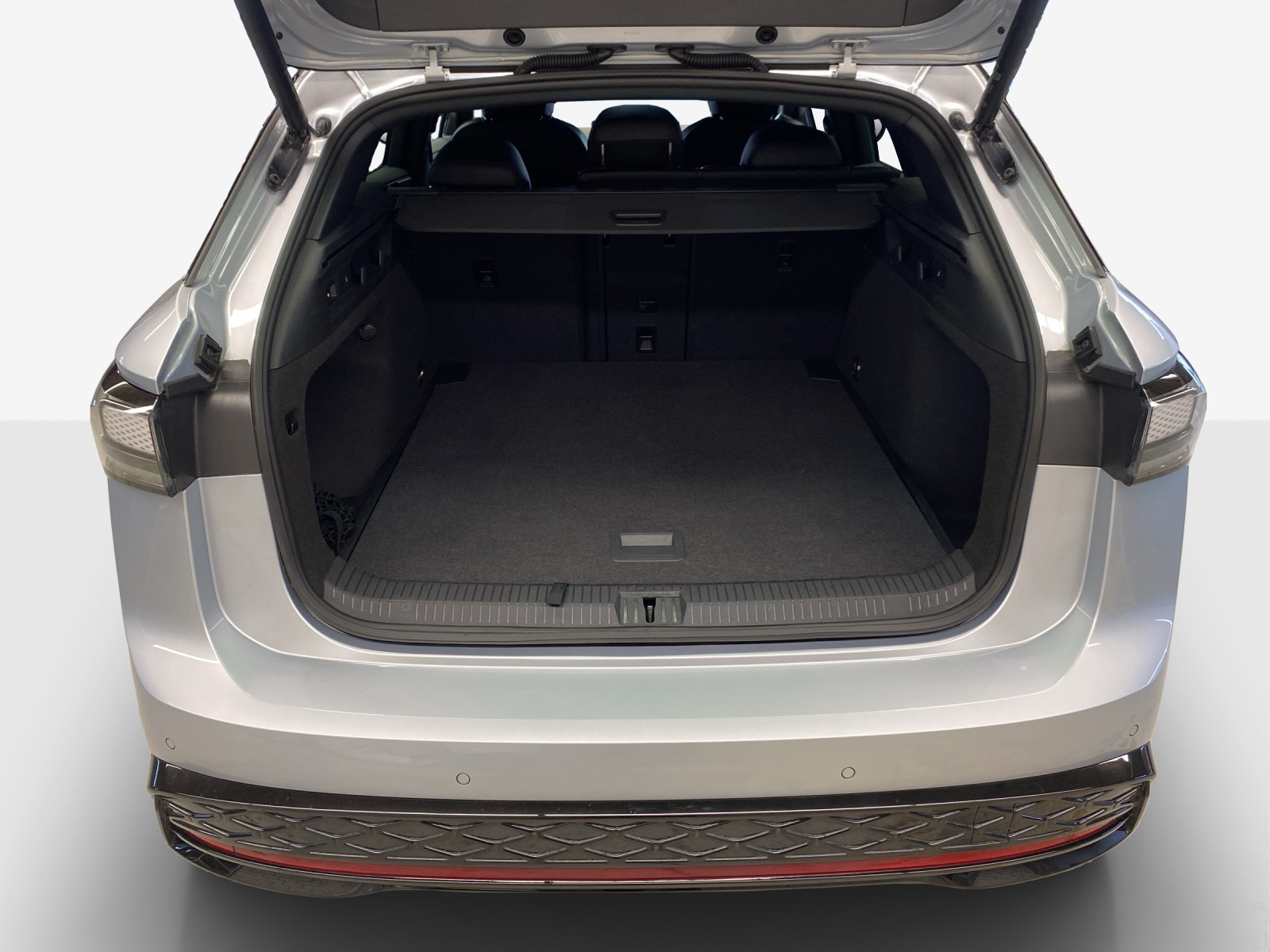 VW ID.7 Tourer GTX 86 kWh GTX United 4 Motion-image-12