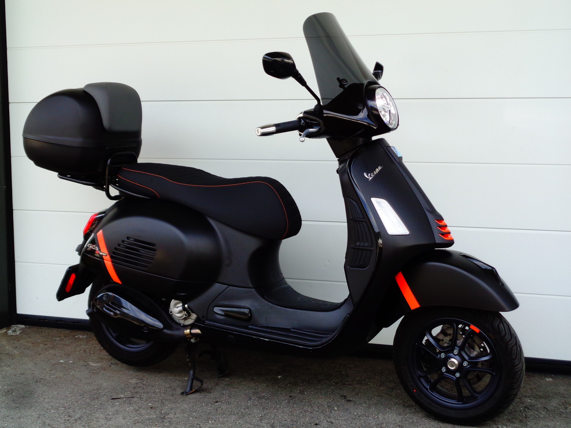PIAGGIO Vespa GTS 300 Super Sport hpe ABS-image-0