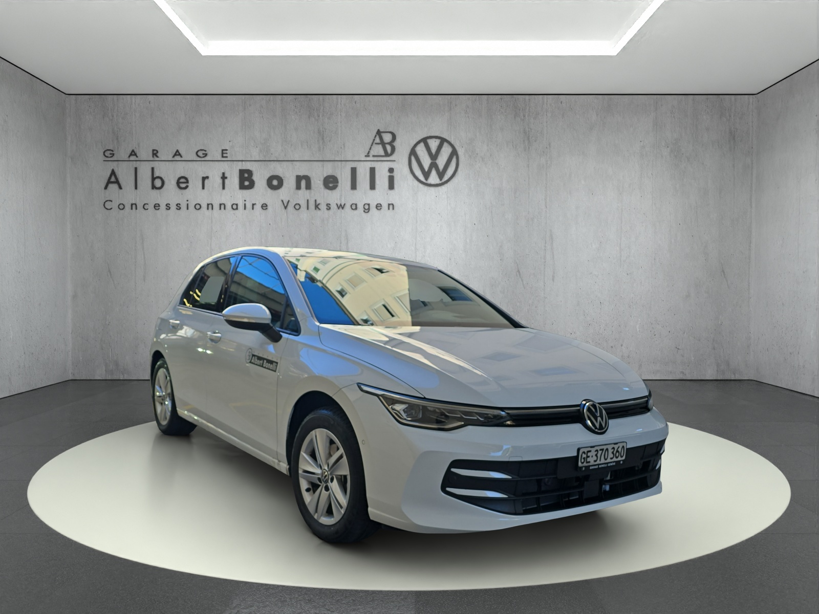 VW Golf 1.5 e TSI mHEV Life DSG-showroom-element-3