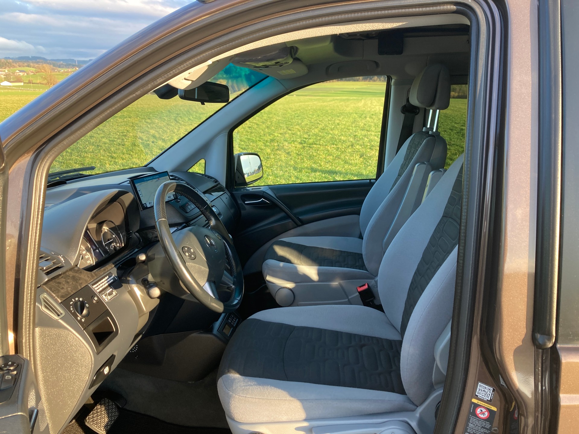 MERCEDES-BENZ Viano 3.0 CDI Blue Efficiency Marco Polo A-image-8