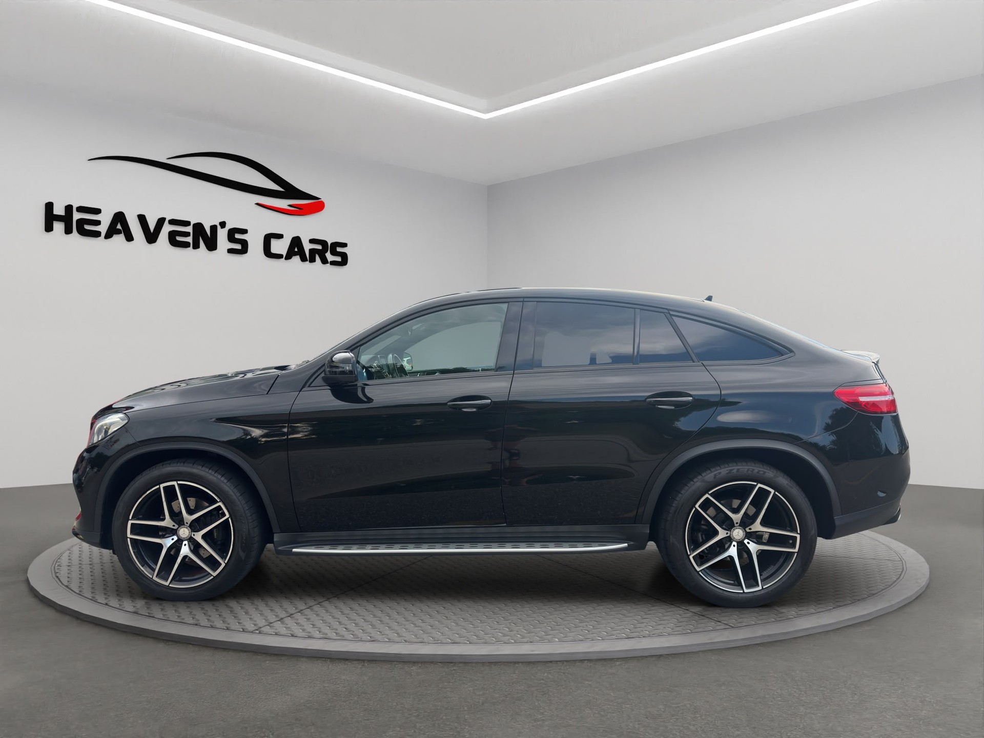 MERCEDES-BENZ GLE Coupé 350 d 4Matic 9G-Tronic-showroom-element-3