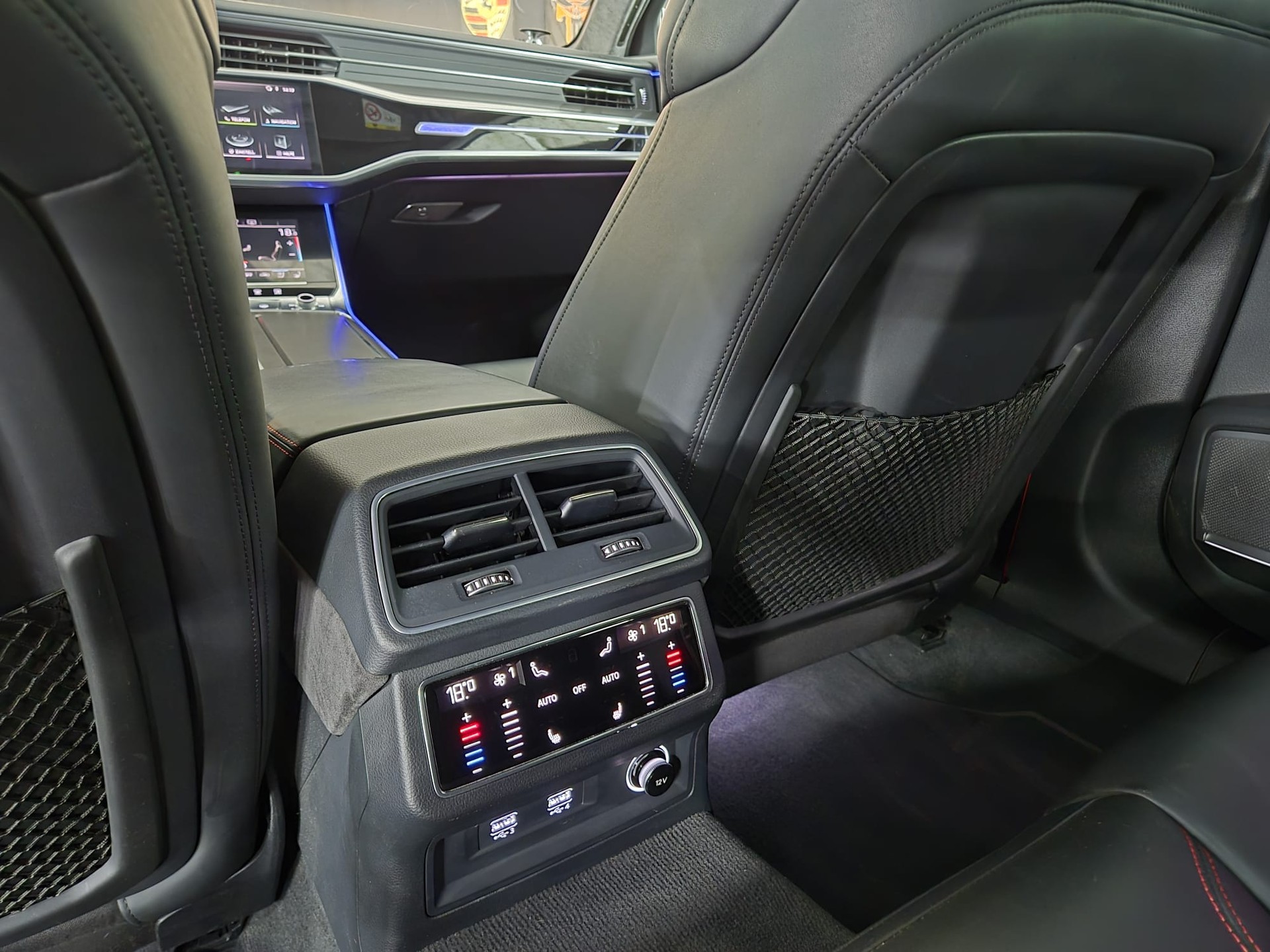 AUDI RS6 Avant 4.0 TFSI V8 quattro-image-23