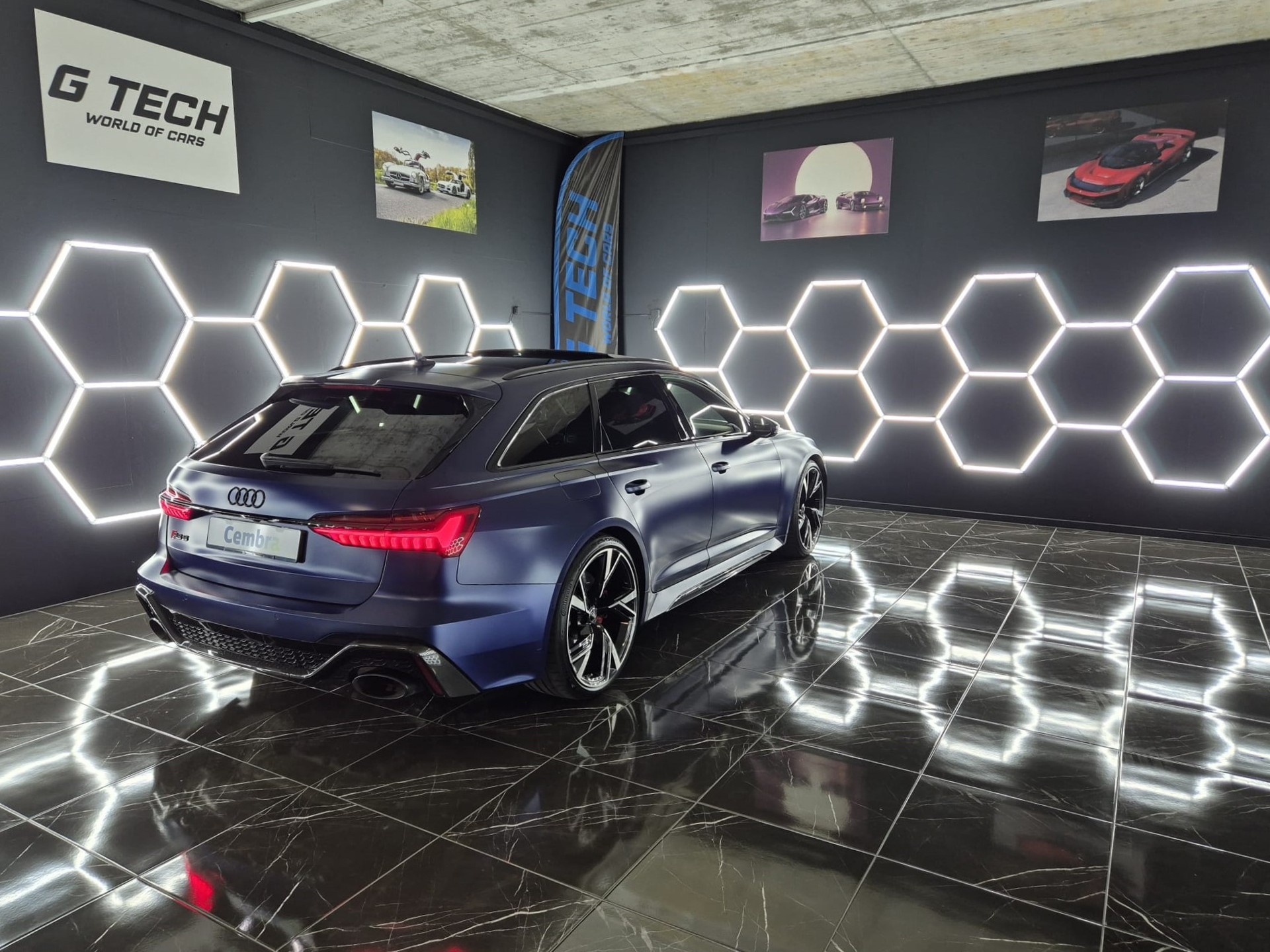 AUDI RS6 Avant 4.0 TFSI V8 quattro-showroom-element-3