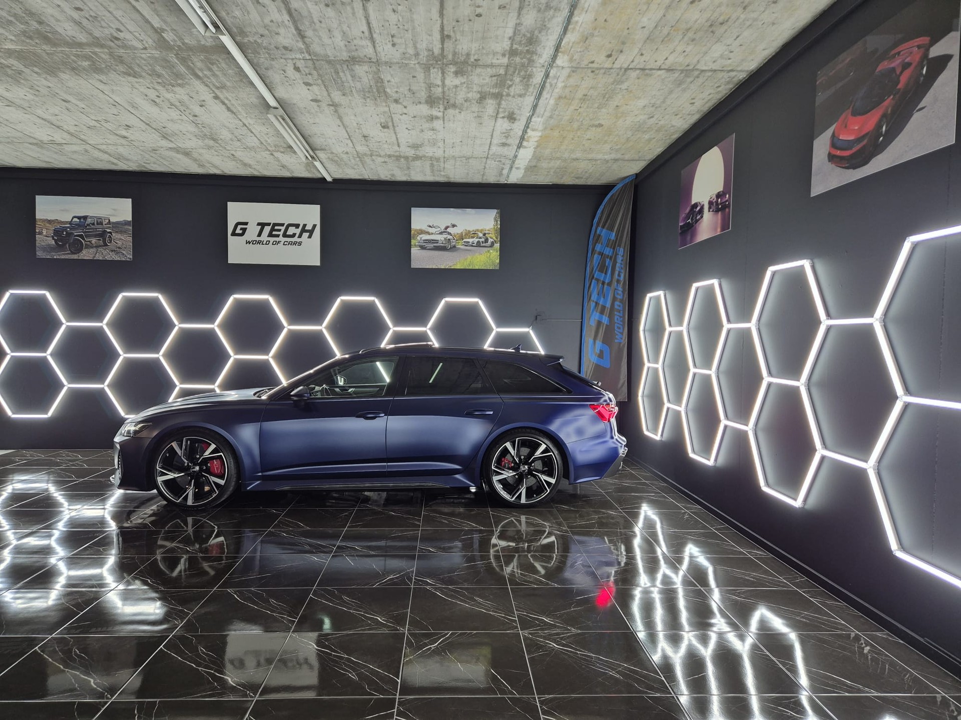 AUDI RS6 Avant 4.0 TFSI V8 quattro-showroom-element-1