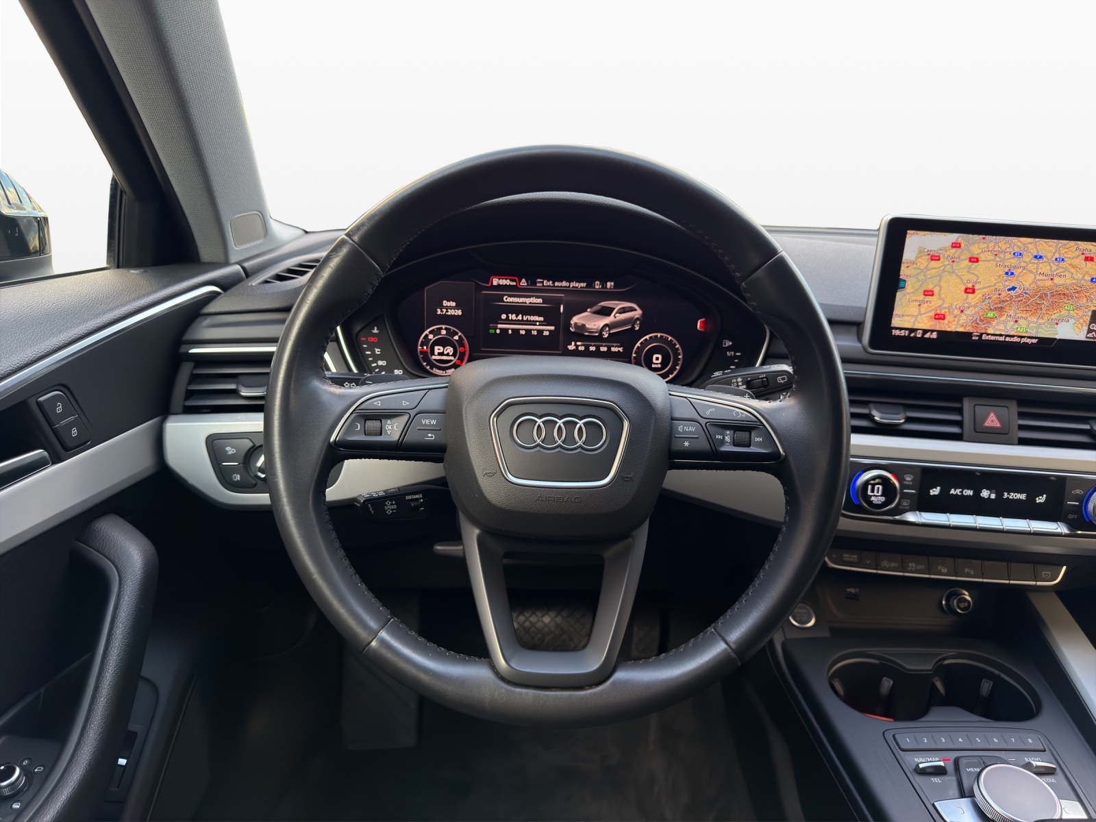 AUDI A4 Avant 35 TDI Sport S-tronic-image-10