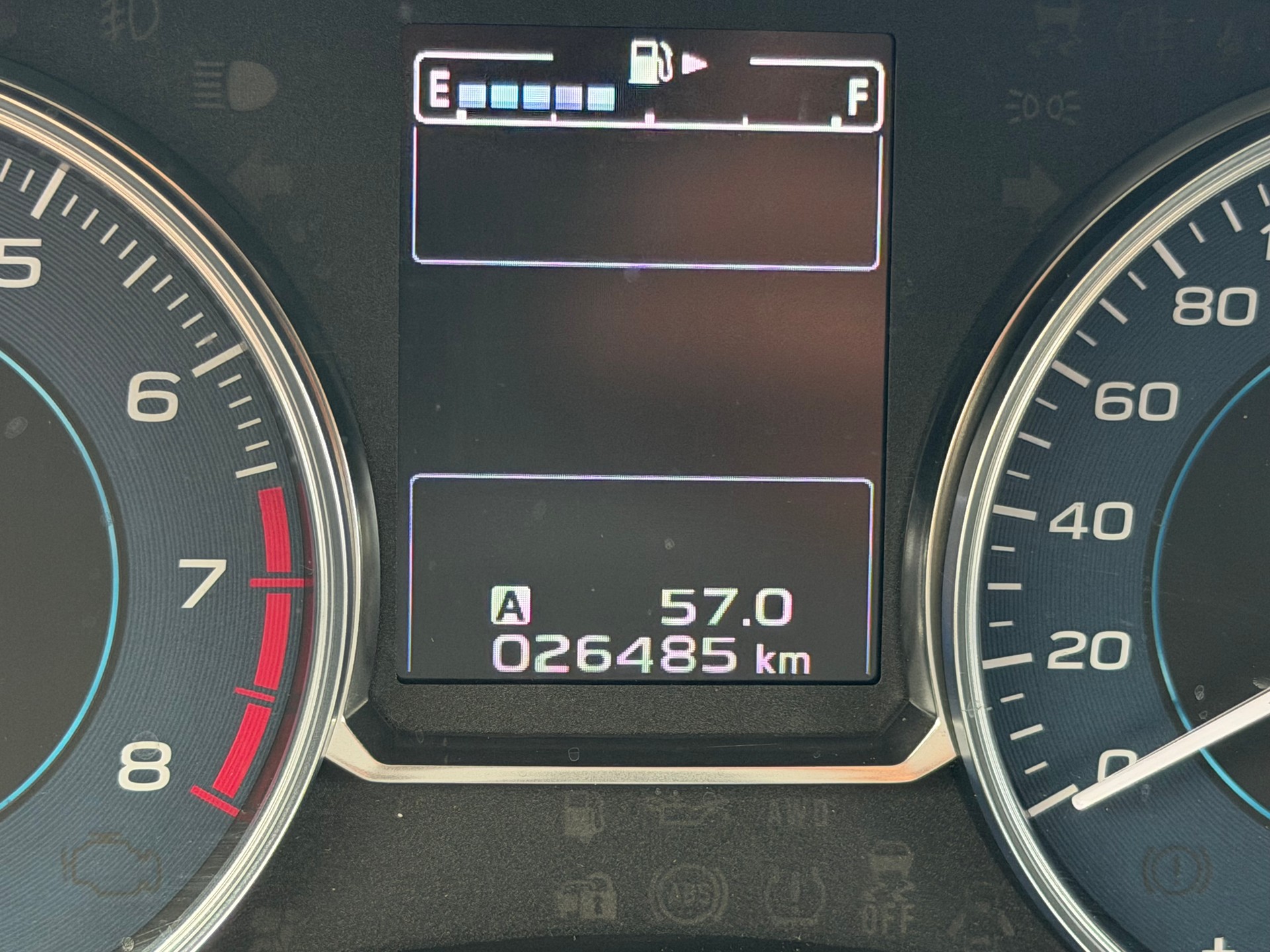 SUBARU XV 1.6 Swiss Two AWD CVT-image-11