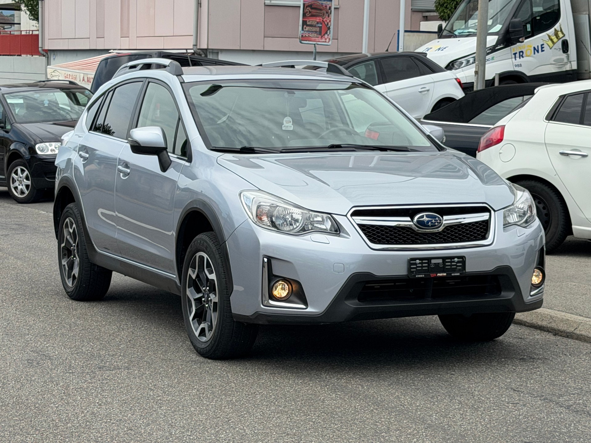 SUBARU XV 1.6 Swiss Two AWD CVT-showroom-element-2