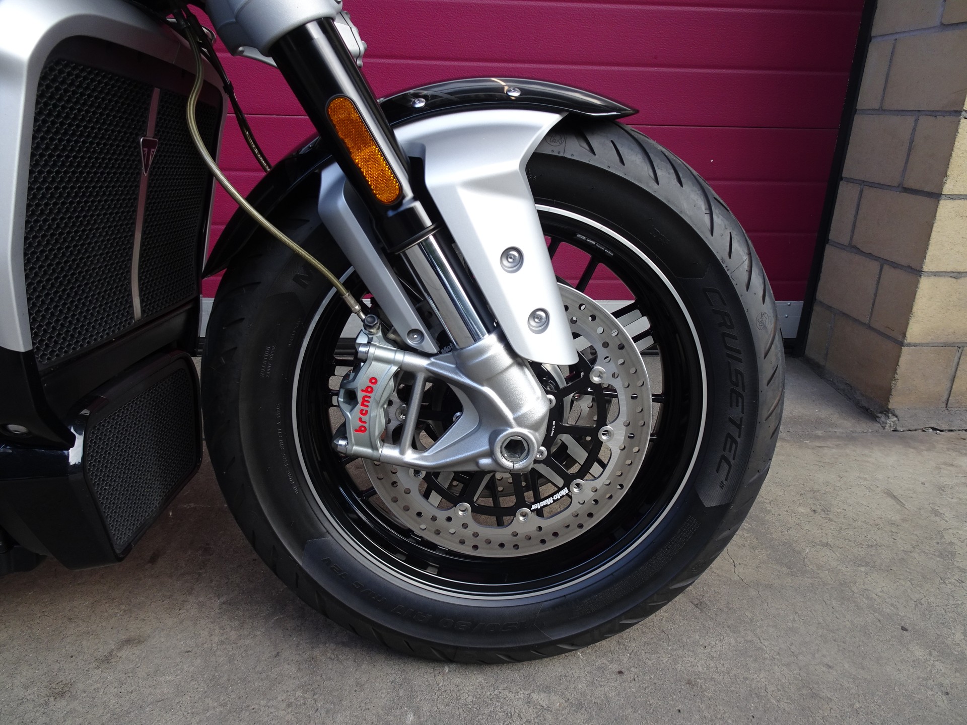 TRIUMPH Rocket 3 GT-image-1