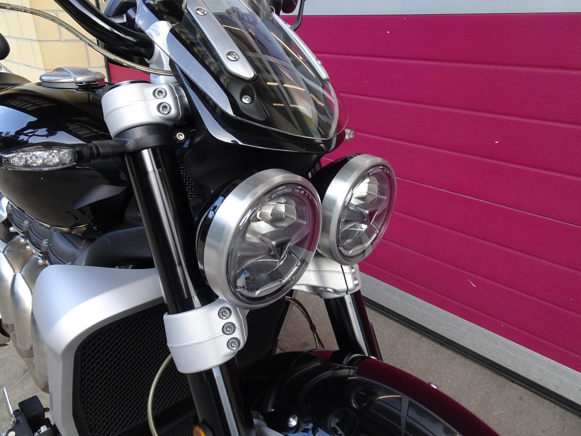 TRIUMPH Rocket 3 GT-image-11
