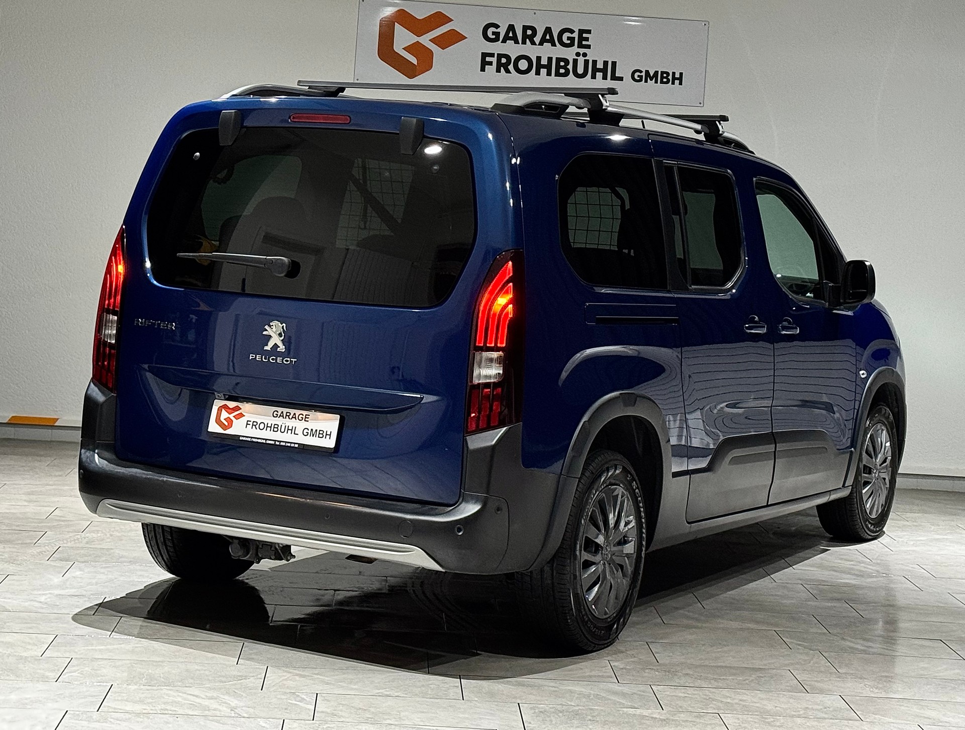 PEUGEOT Rifter Long 1.5 BlueHDi 7PL Allure | 1.Hand | AHK 1250Kg |-showroom-element-3