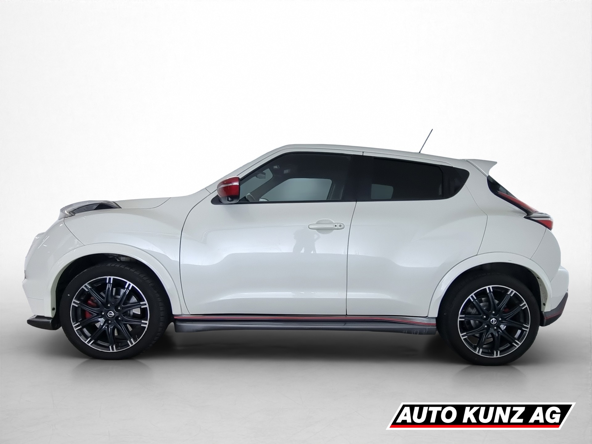 NISSAN Juke 1.6 DIG-T Nismo RS 4x4-image-2