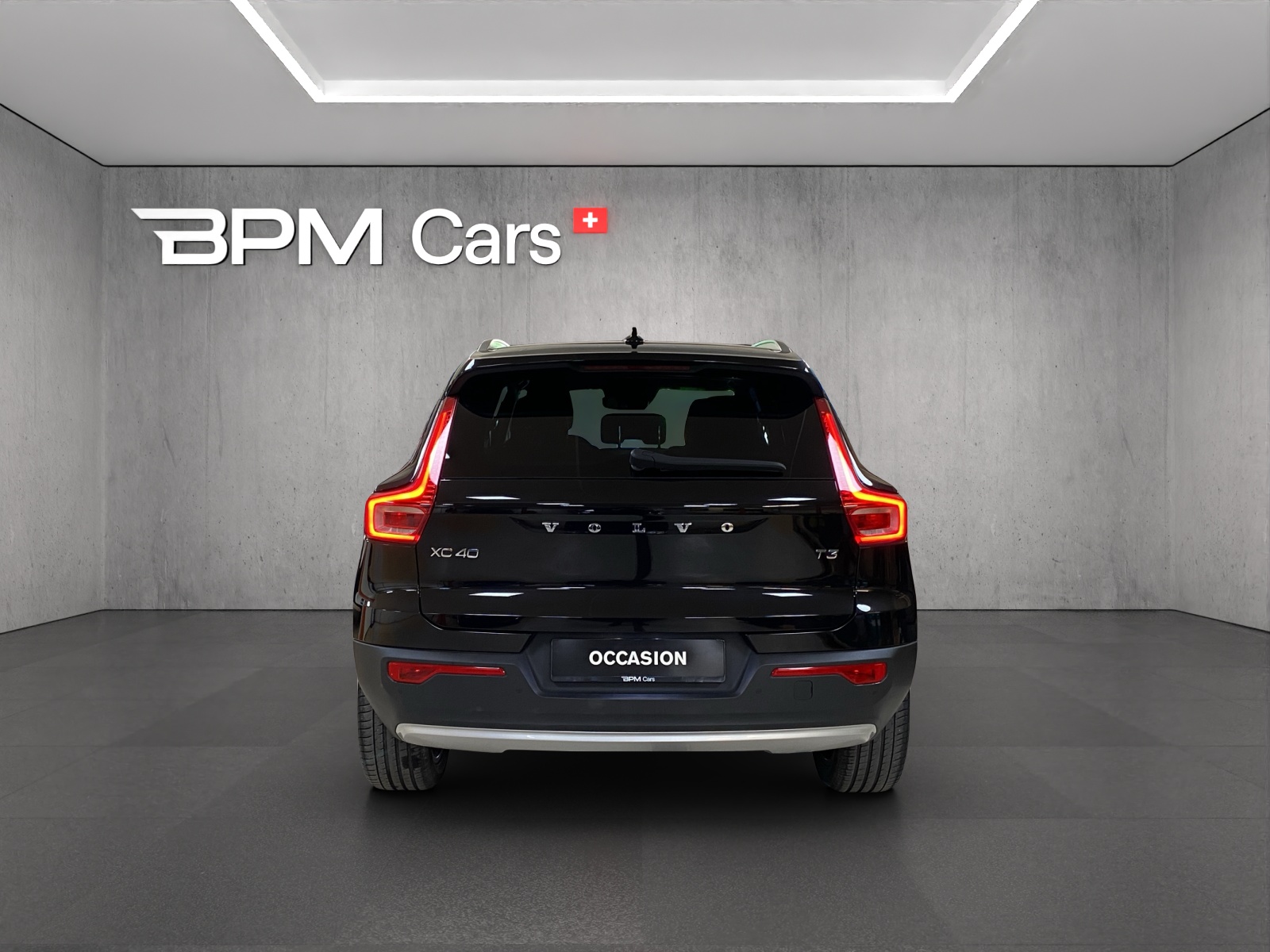 VOLVO XC40 T3 Momentum Geartronic-showroom-element-3
