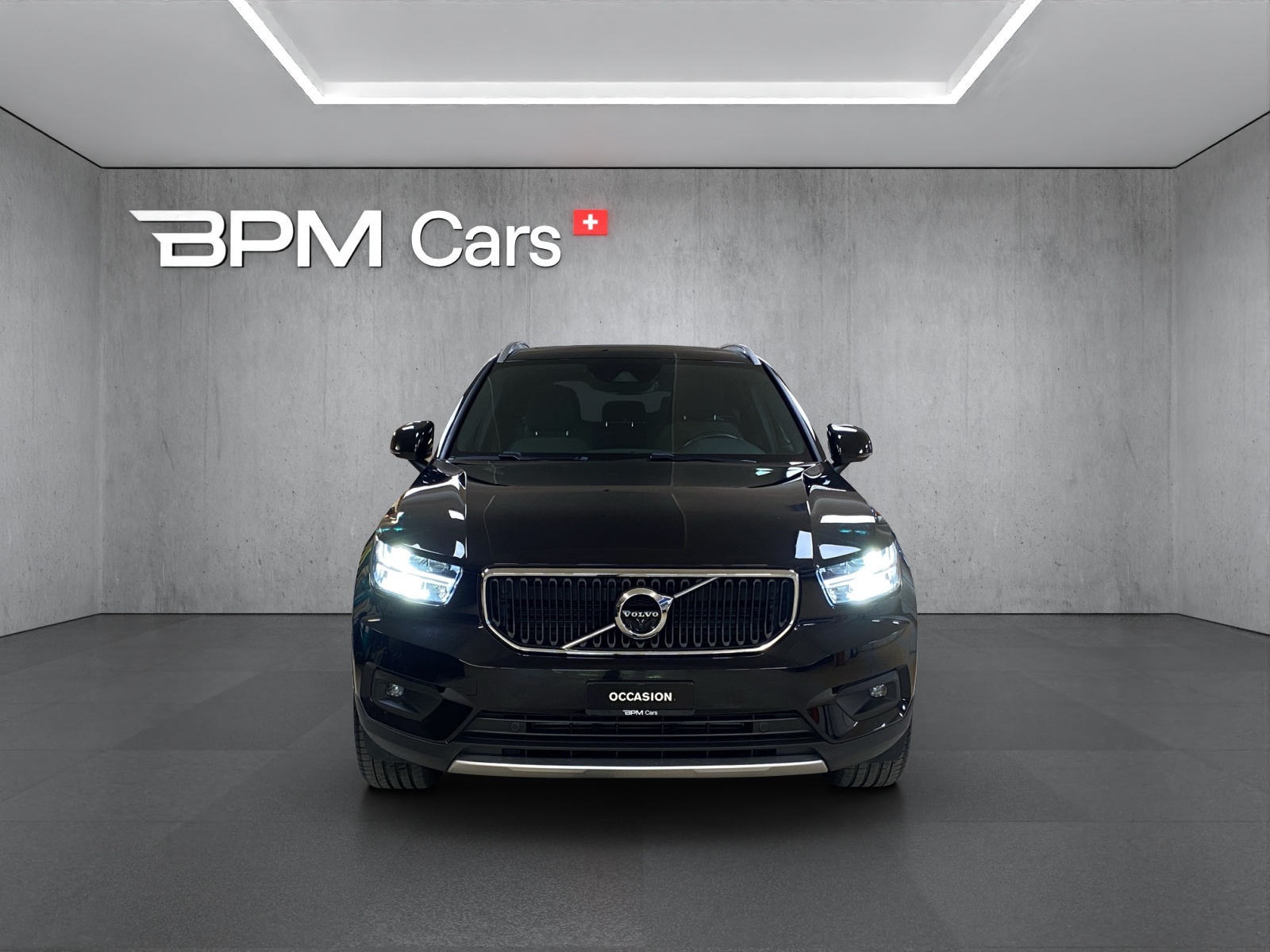 VOLVO XC40 T3 Momentum Geartronic-showroom-element-2