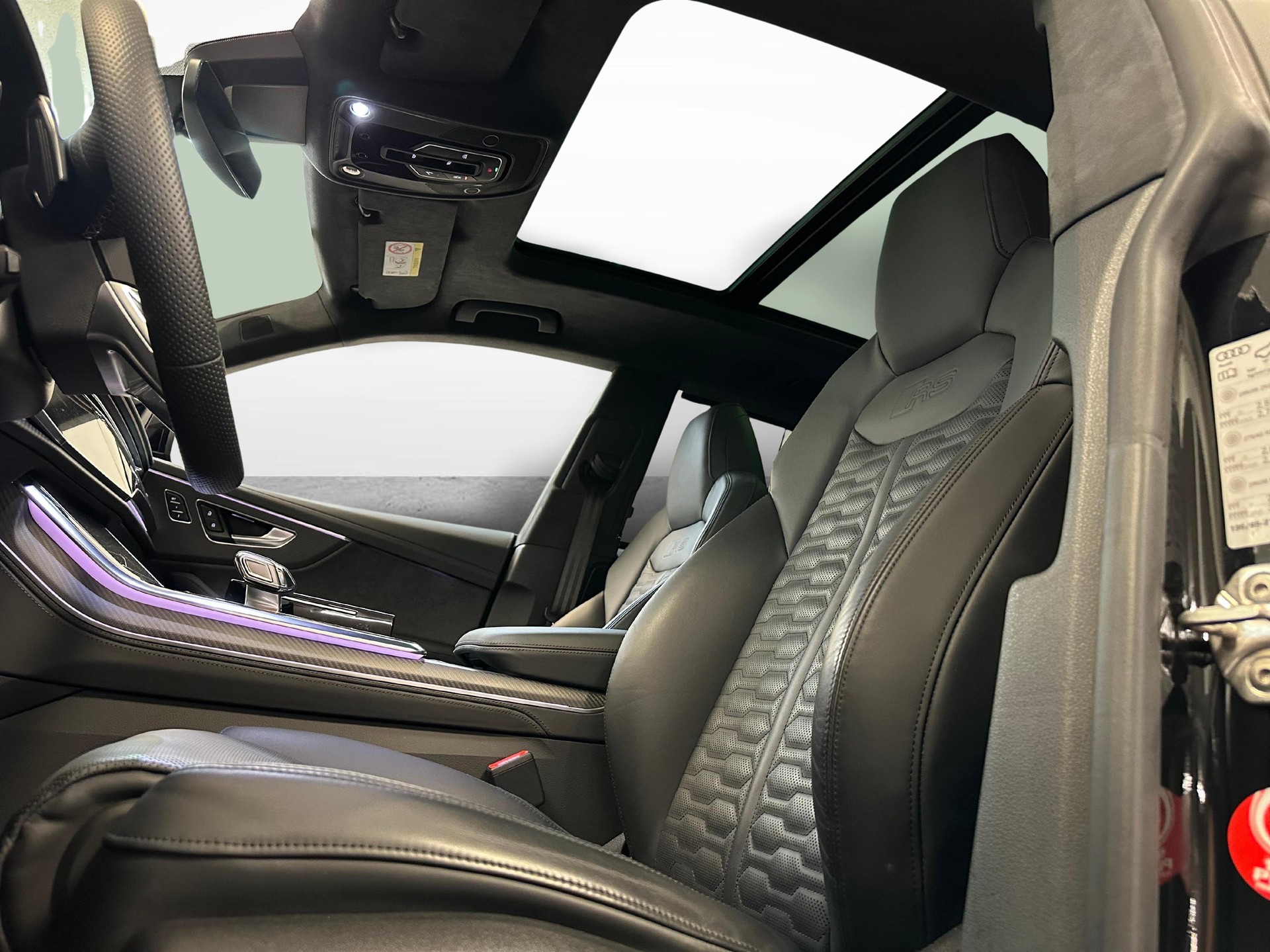 AUDI RS Q8 4.0 V8 TFSI quattro T-Tronic-image-8