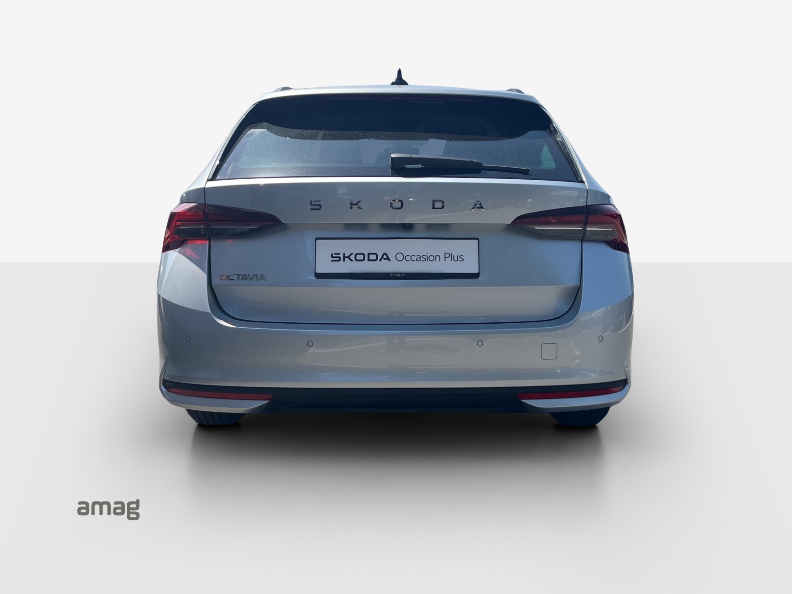 SKODA Octavia Combi 1.5 TSI mHEV DSG Dynamic-showroom-element-3