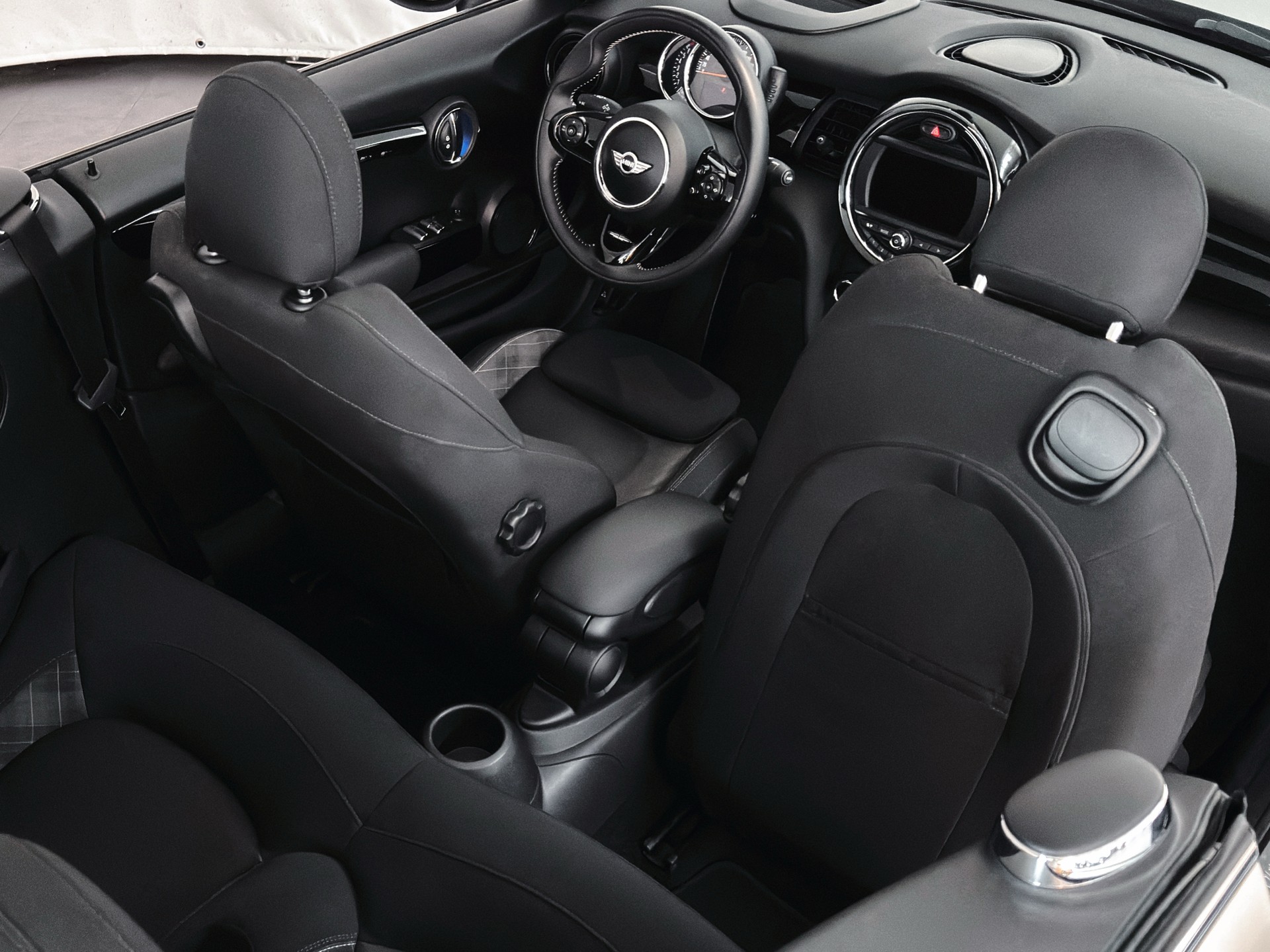 MINI Cooper S Cabriolet Steptronic-image-17