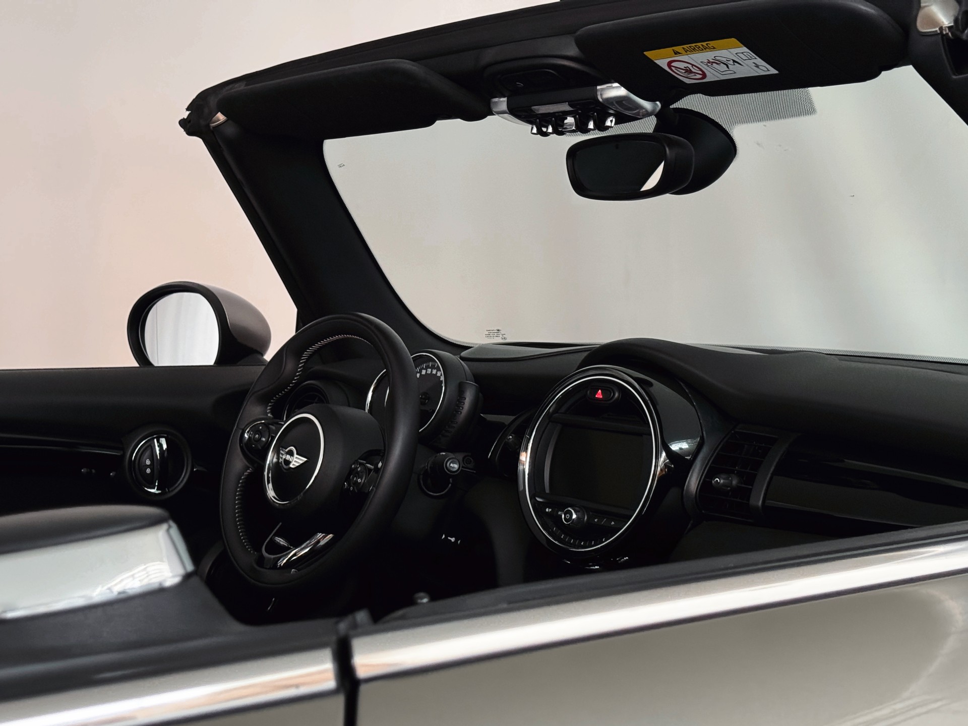 MINI Cooper S Cabriolet Steptronic-image-21