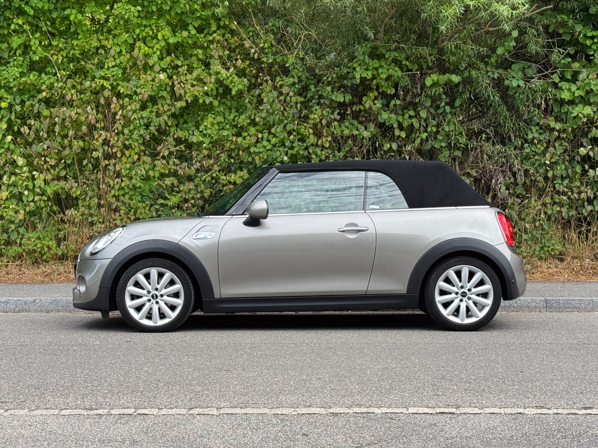 MINI Cooper S Cabriolet Steptronic-image-4