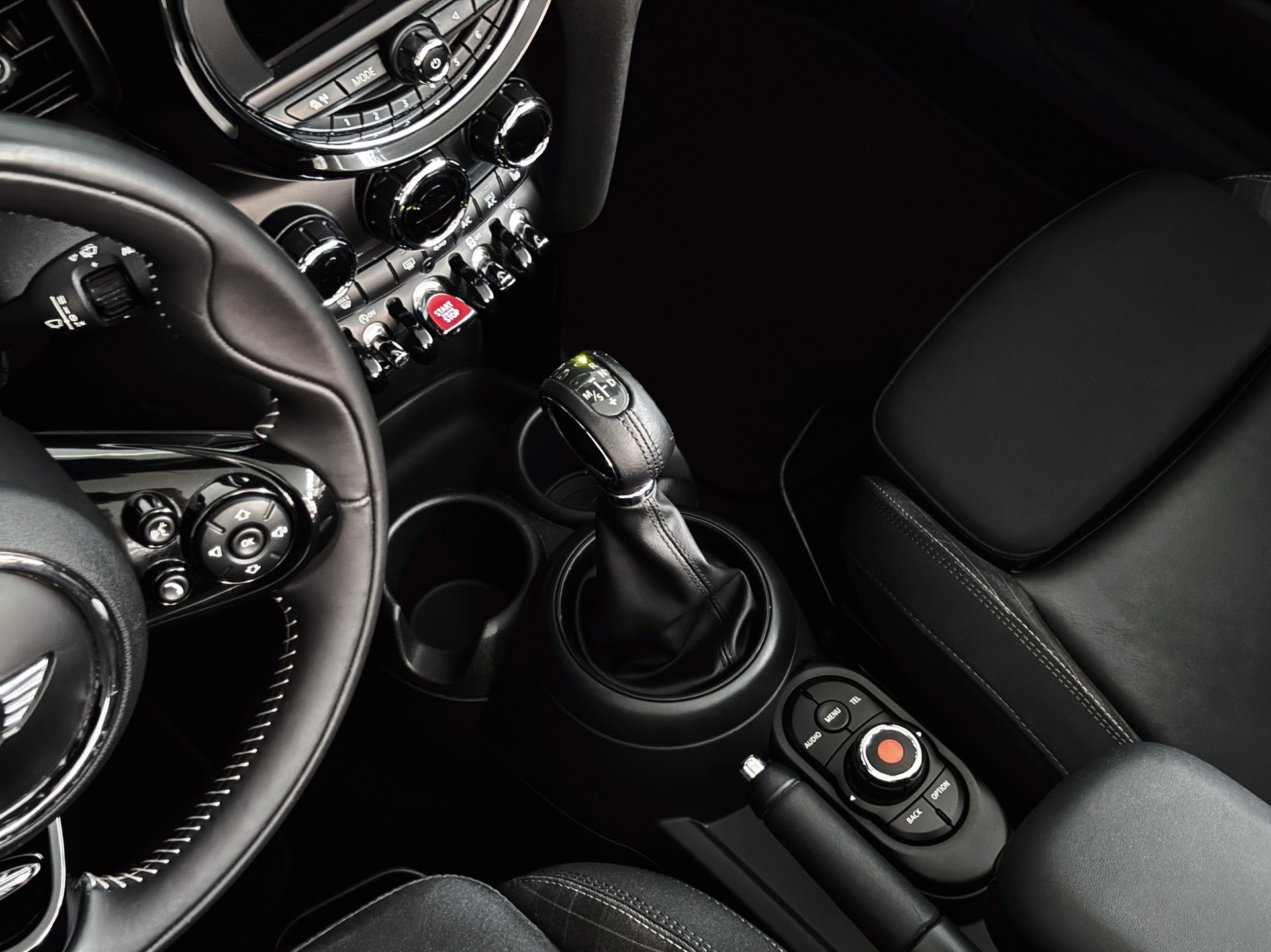 MINI Cooper S Cabriolet Steptronic-image-24
