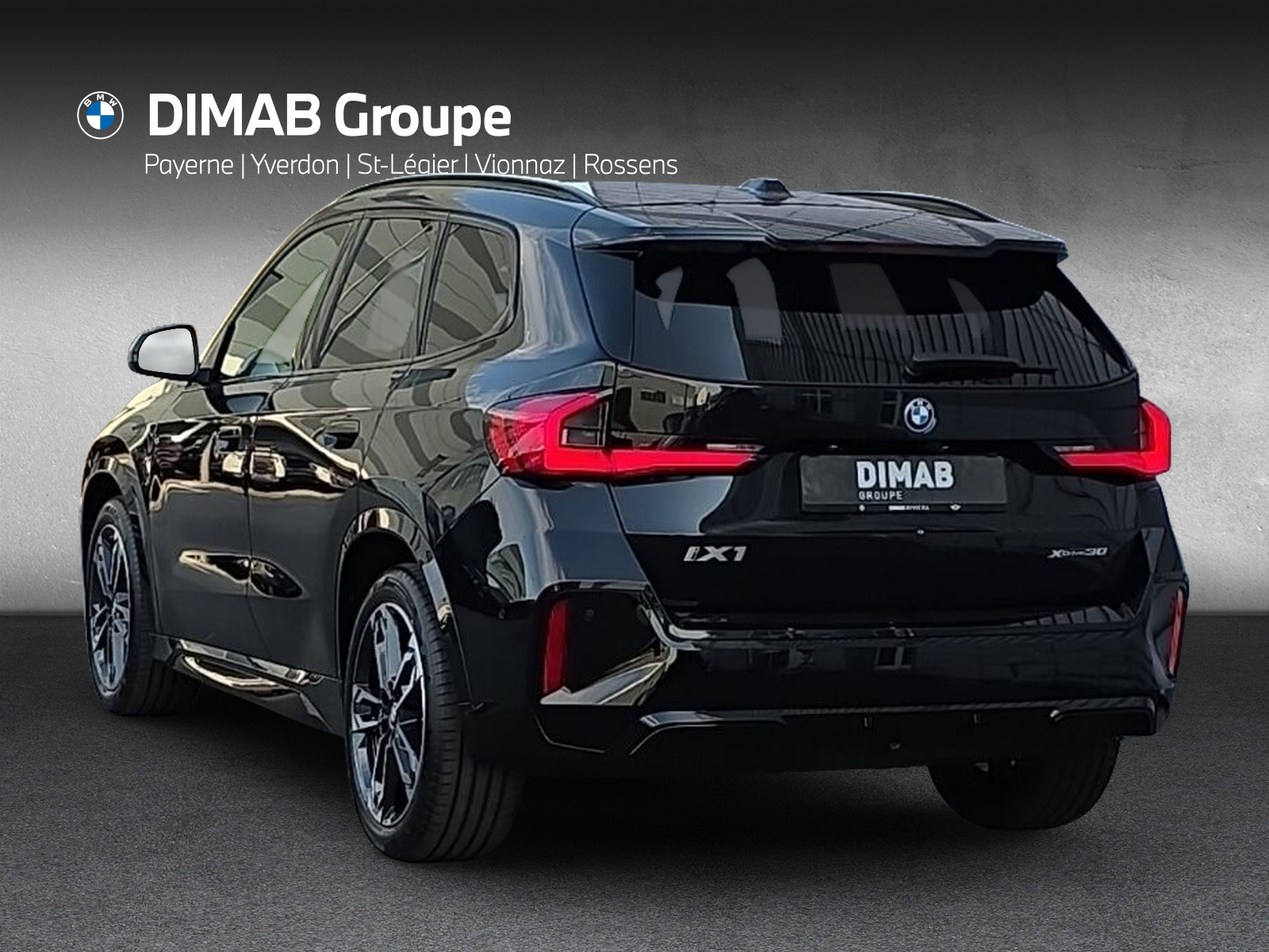 BMW iX1 xDrive 30 M Sport-showroom-element-2