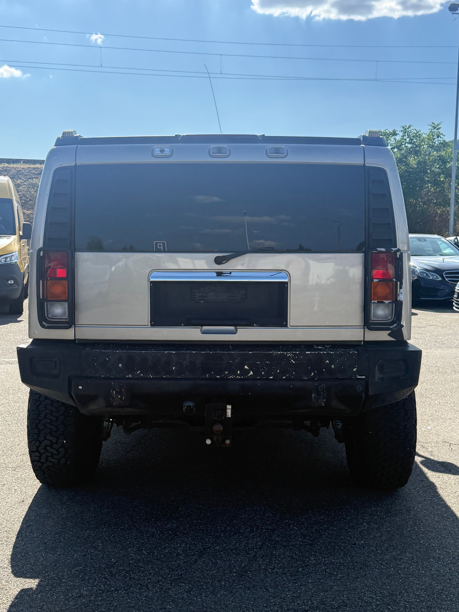 HUMMER H2-image-4