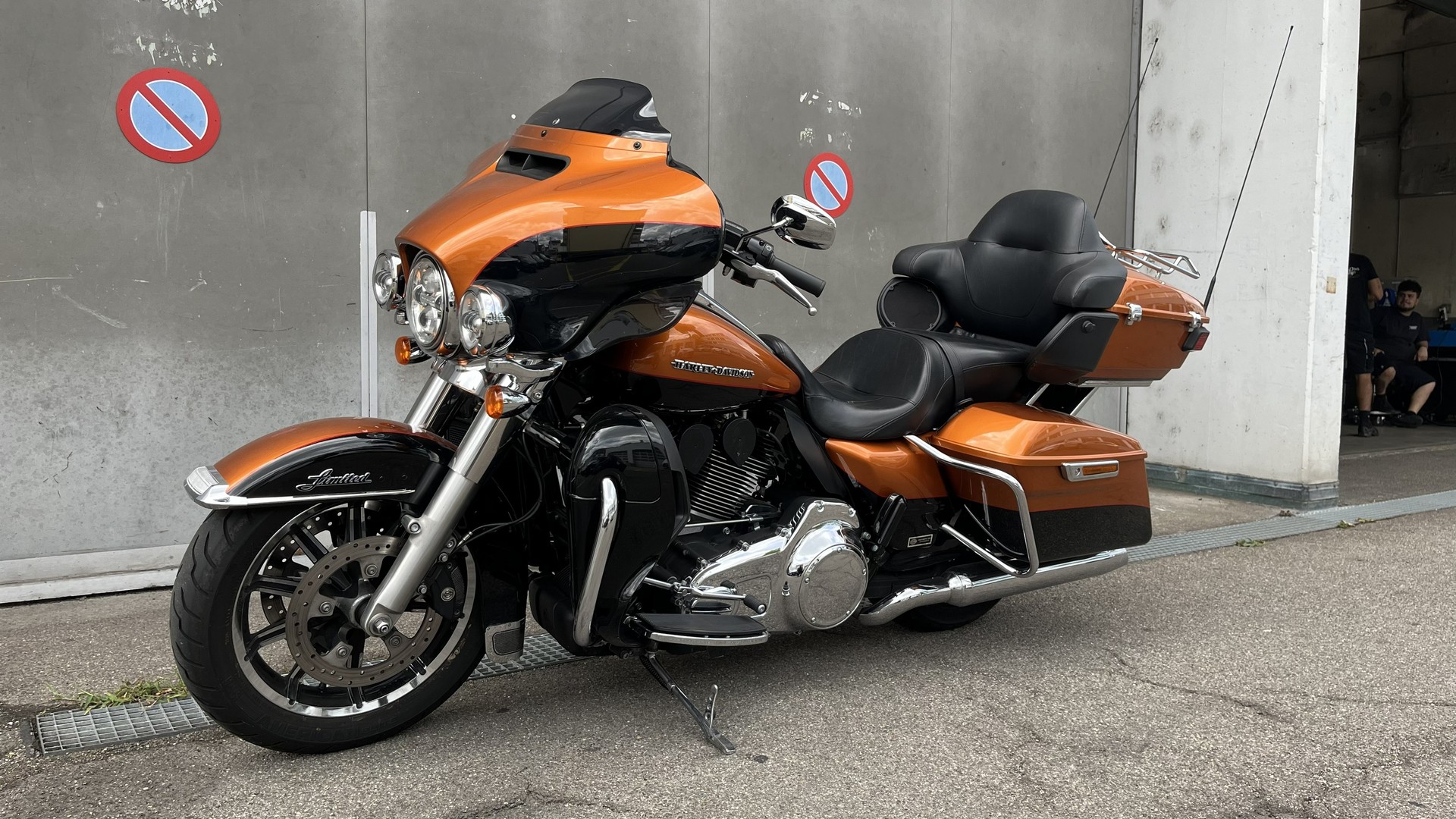 HARLEY-DAVIDSON FLHTK Electra Glide Ultra Limited Low-image-3