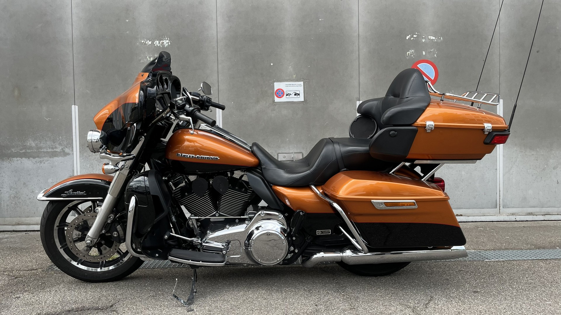 HARLEY-DAVIDSON FLHTK Electra Glide Ultra Limited Low-image-8