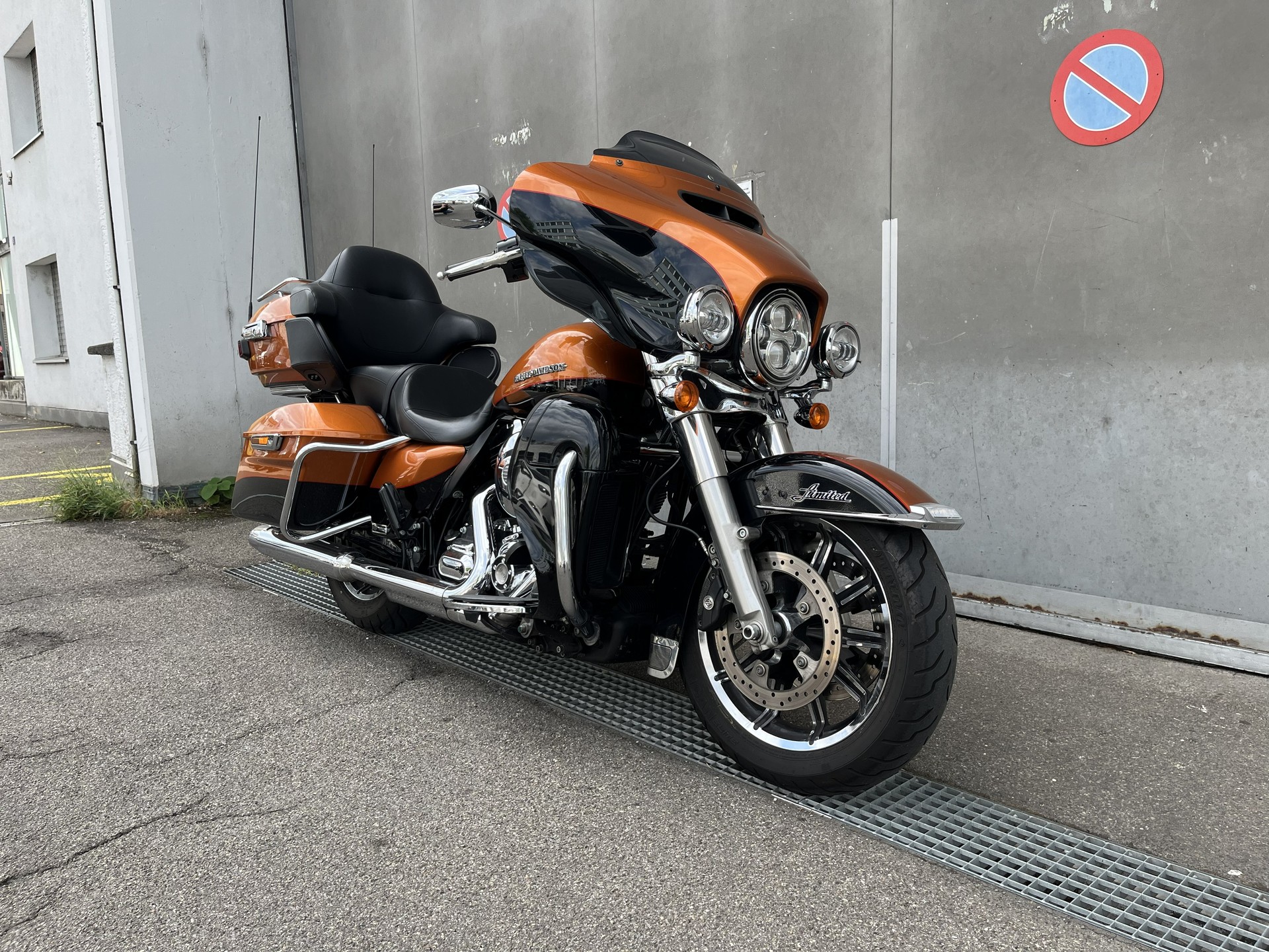 HARLEY-DAVIDSON FLHTK Electra Glide Ultra Limited Low-image-1