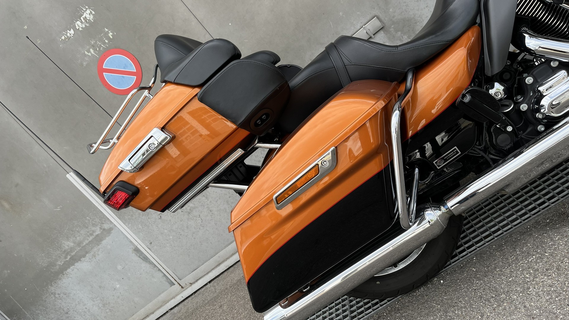 HARLEY-DAVIDSON FLHTK Electra Glide Ultra Limited Low-image-14