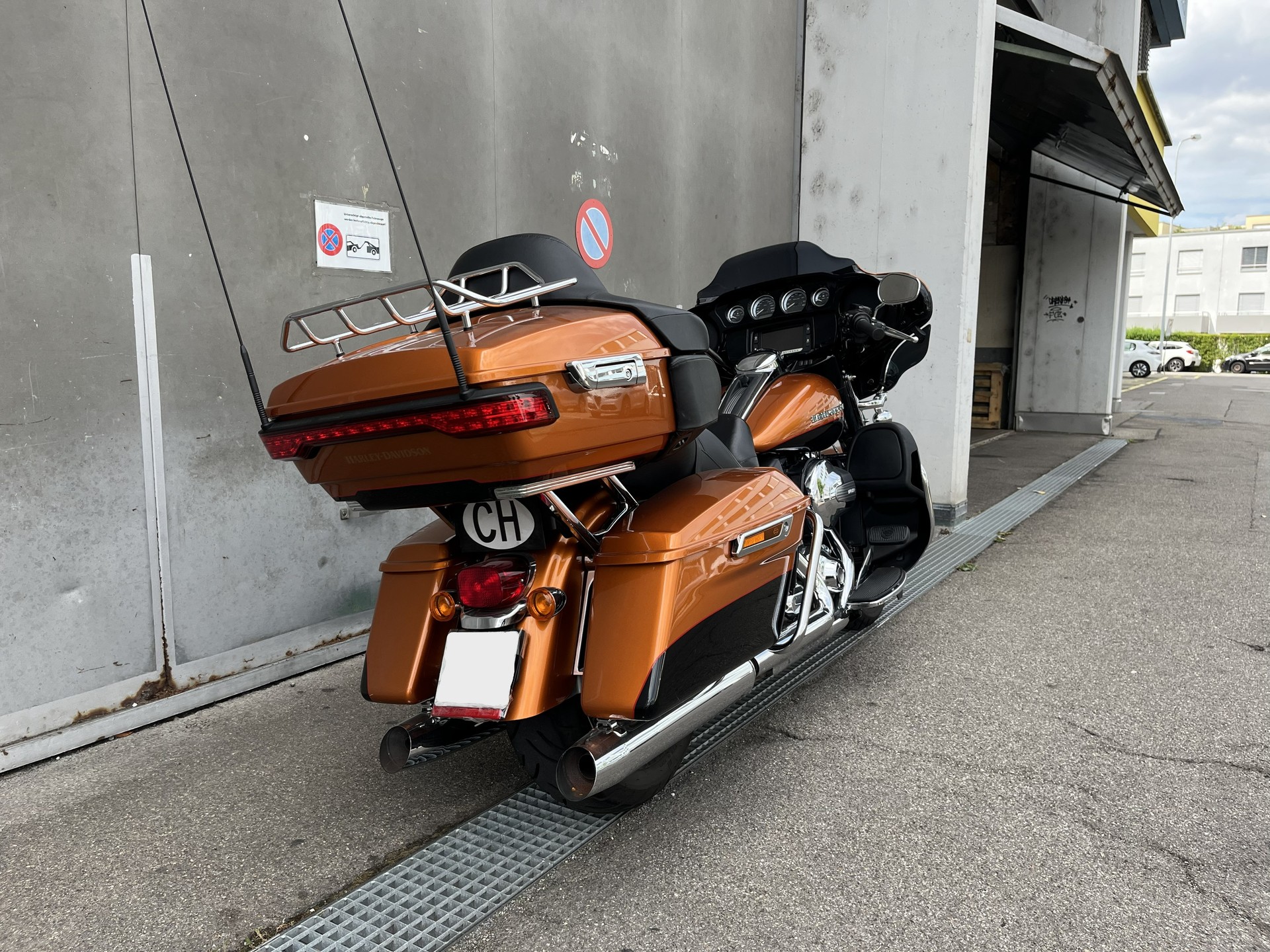 HARLEY-DAVIDSON FLHTK Electra Glide Ultra Limited Low-image-7