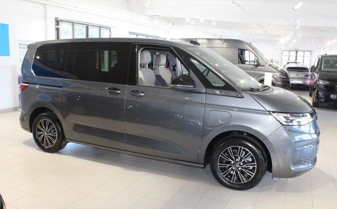 VW Multivan 1.5 eHybrid Life 4Motion DSG-image-8