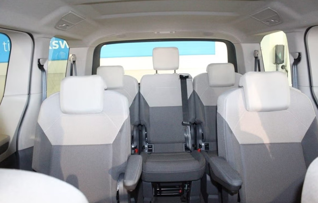 VW Multivan 1.5 eHybrid Life 4Motion DSG-image-9